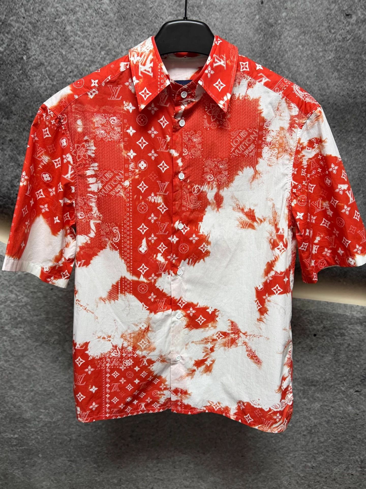 Louis Vuitton LV short-sleeve shirt S made in France Size US S / EU 44-46 / 1 - 1 Thumbnail