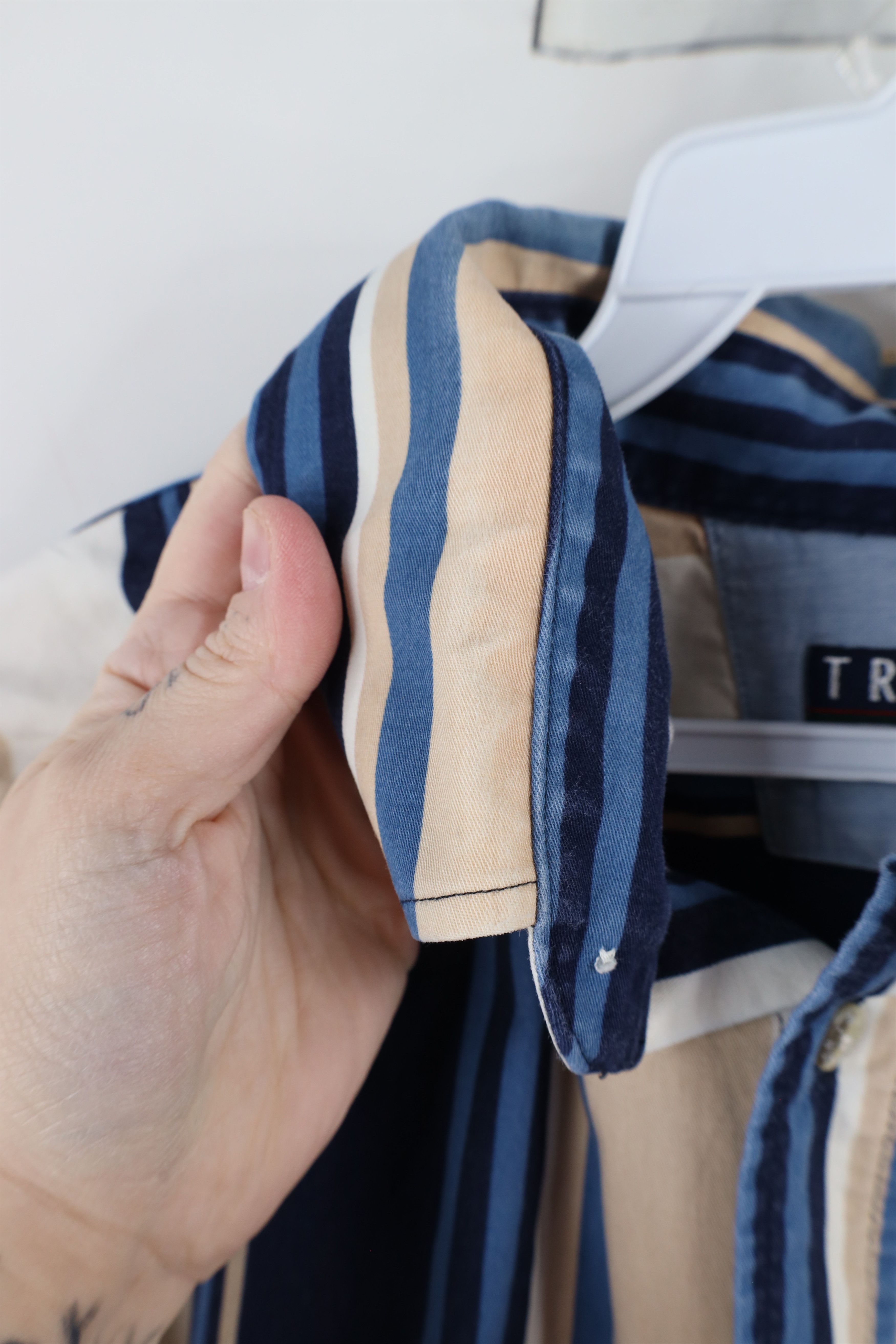 Vintage Vintage 90s Streetwear Block Collared Button Down Shirt Size US XL / EU 56 / 4 - 8 Thumbnail