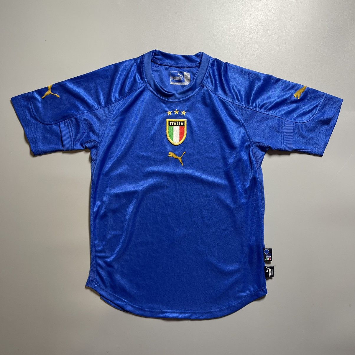 Puma × Vintage ITALY PUMA 2004 EURO FOOTBALL SOCCER HOME JERSEY Size US XXS / EU 40 - 1 Thumbnail