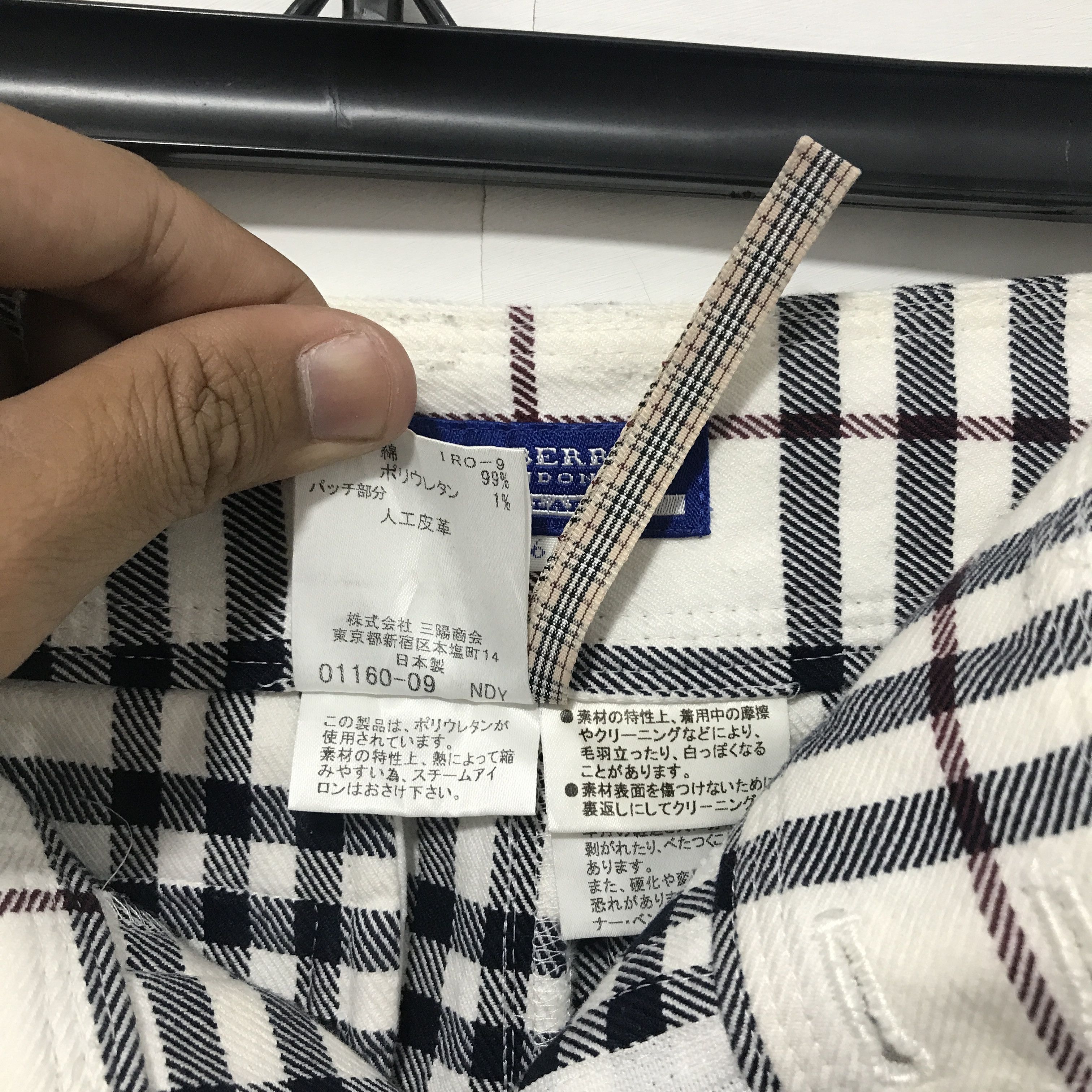 Burberry BURBERRY LONDON BLUE LABEL NOVA CHECK Size US 27 - 9 Thumbnail