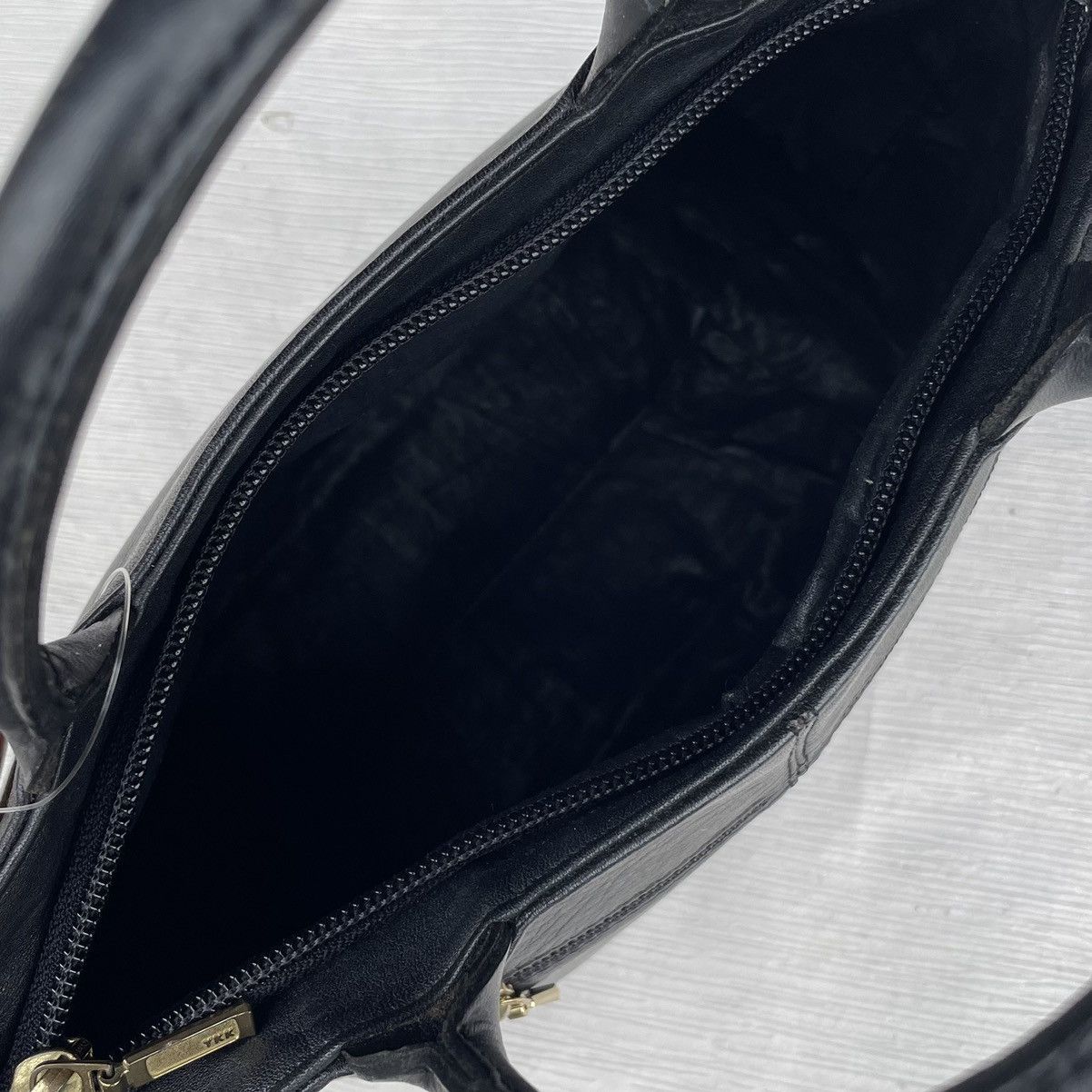 Leather × Vintage Roseate Black Leather Tote Size ONE SIZE - 6 Thumbnail