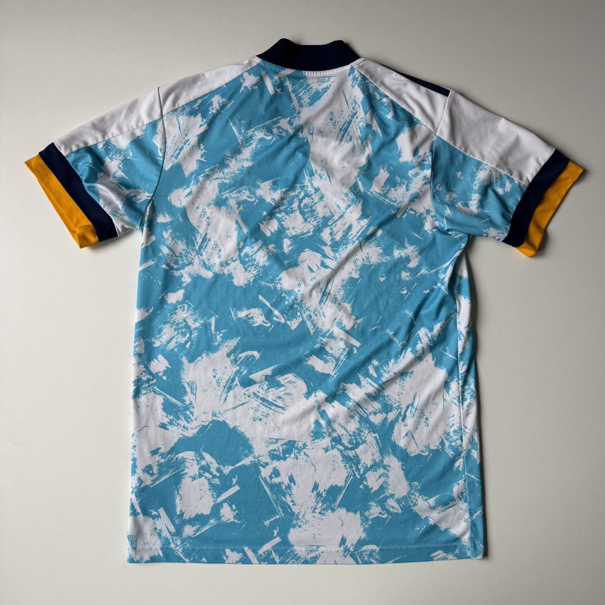 Adidas Wolverhampton Wanderers 2020-21 Adidas Away Jersey M BPL Size US M / EU 48-50 / 2 - 14 Thumbnail