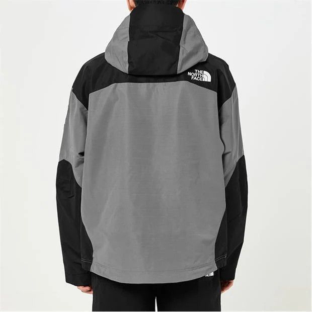 The North Face o1g2r1mq0724 Jackets in Black & Grey Size US L / EU 52-54 / 3 - 5 Thumbnail