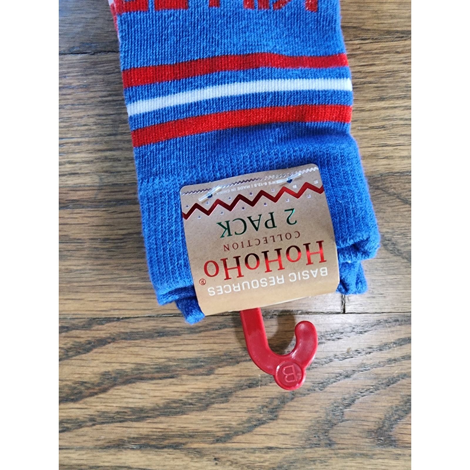& Other Stories "Killer Claus" shark-themed novelty socks Size ONE SIZE - 4 Thumbnail