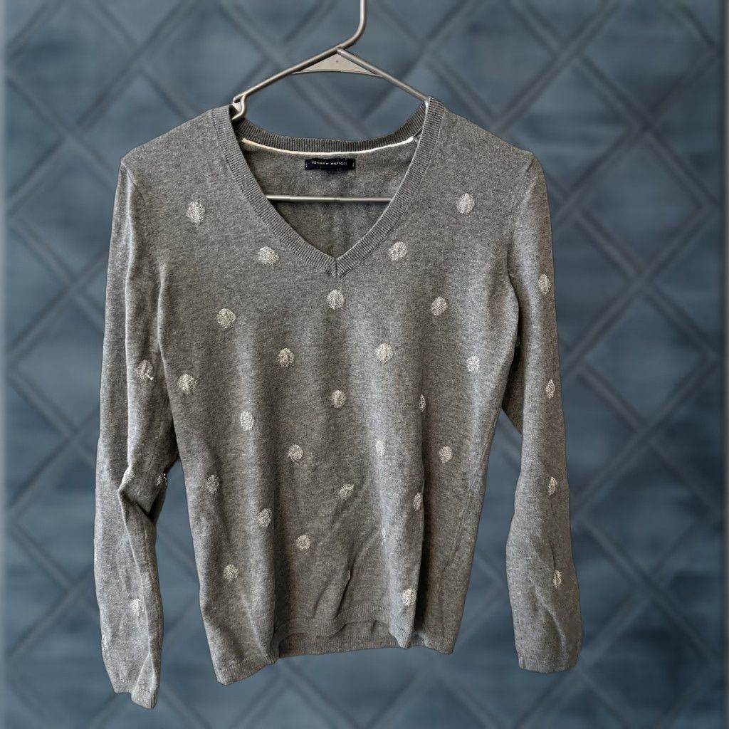 Tommy Hilfiger Tommy Hilfiger Gray White Polka Dot V Neck Pullover Sweater Womens XS Size Pullover Casual Womens Size XS / US 0-2 / IT 36-38 - 1 Thumbnail