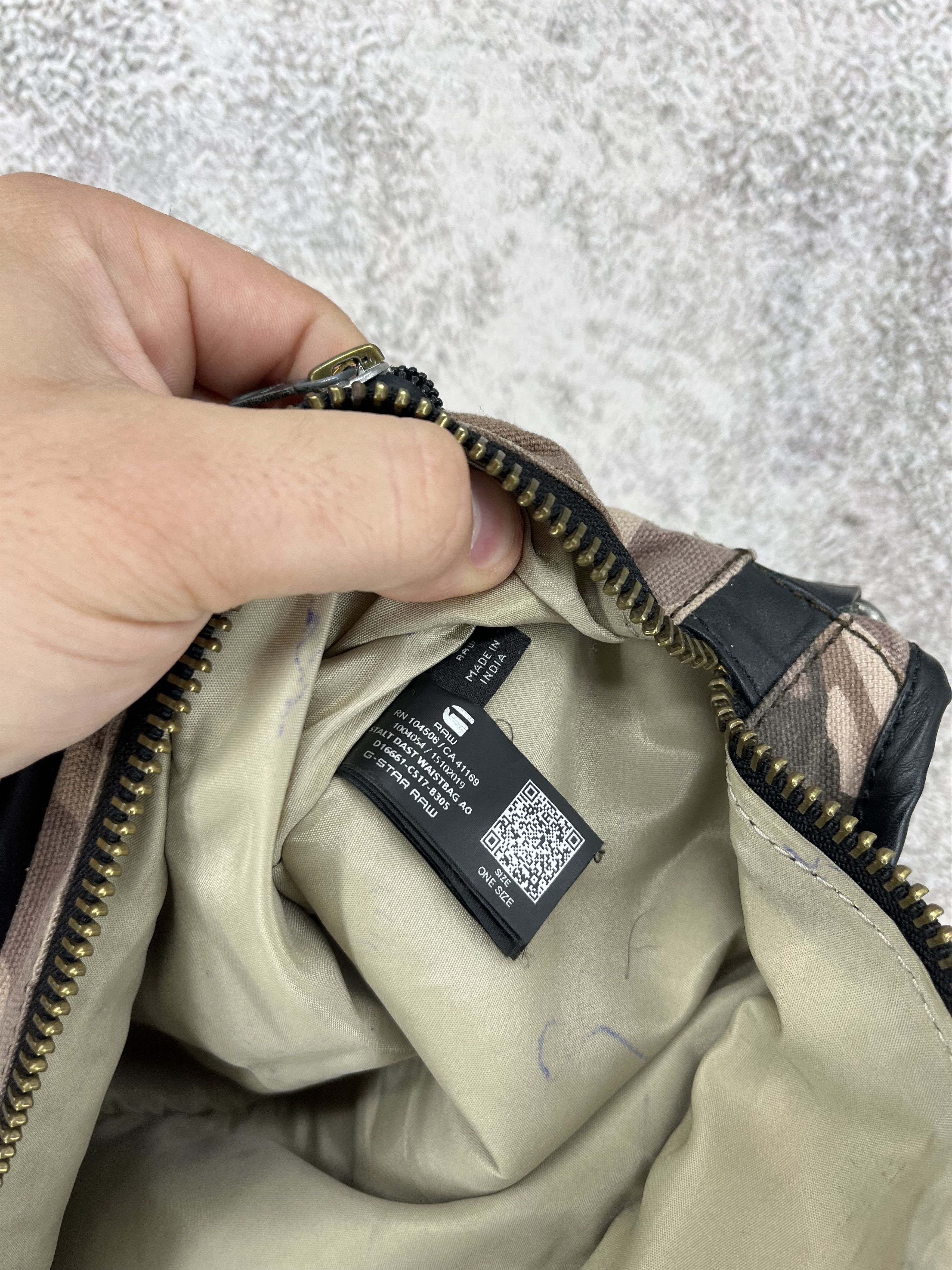 G-Star NWT G-Star Raw Stalt Dast Waistbag Taupe/Light Moss Camo Size ONE SIZE - 10 Thumbnail