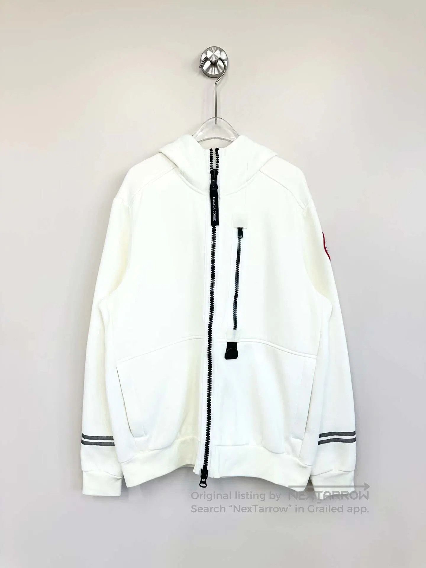 Canada Goose Canada Goose Beige Sleeve Logo Thin Fleece Zip-Up Hooded S Size US M / EU 48-50 / 2 - 1 Thumbnail