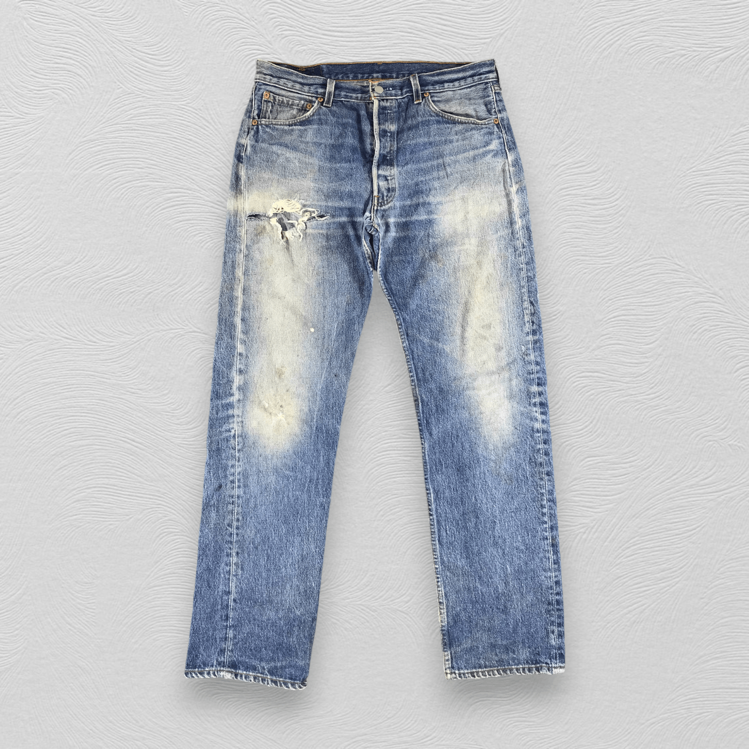 image of Distressed Denim x Levis Vintage 90's Levis 501 Jeans Faded Blue Distress Denim Kj224 (Size 35)