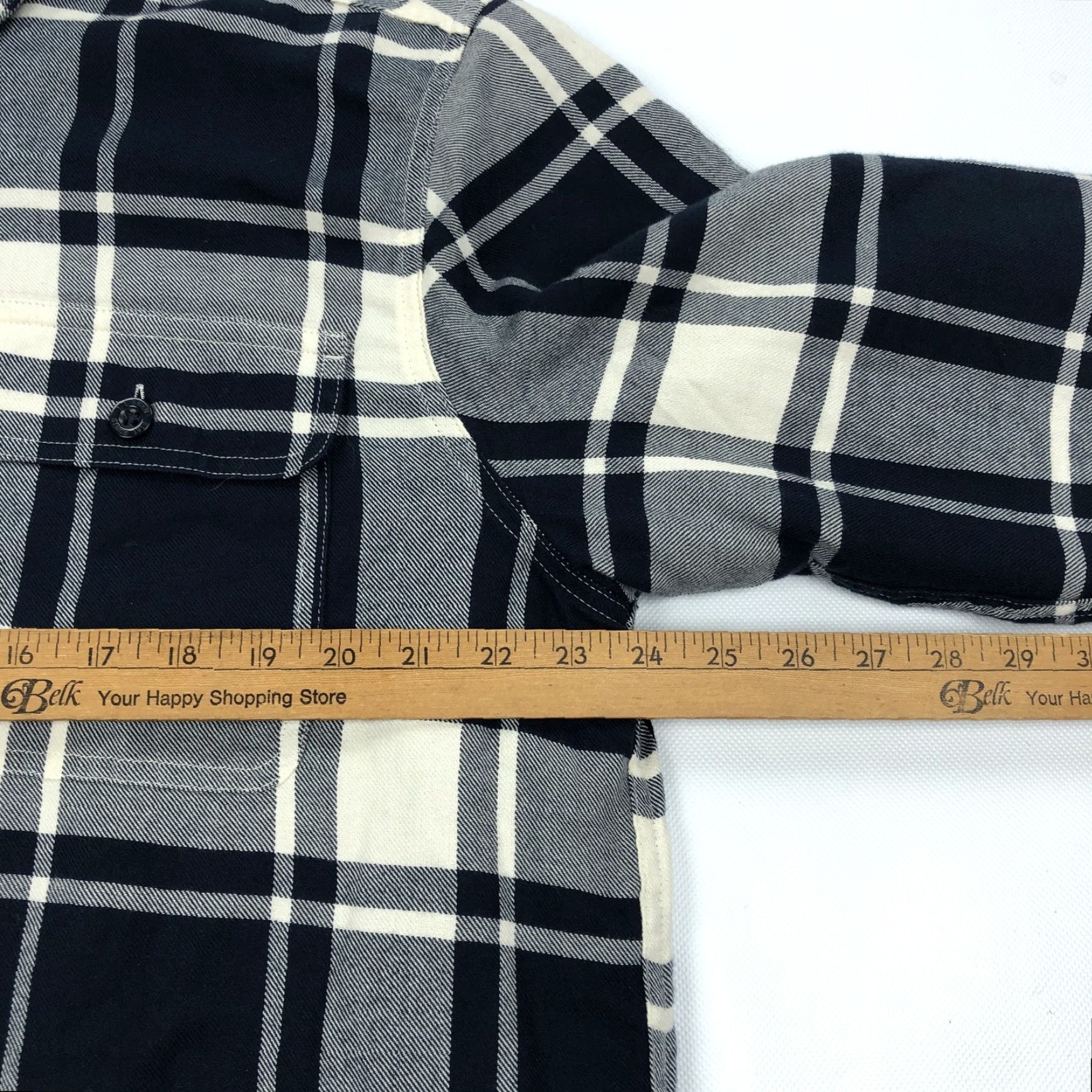 Vintage L.L.Bean Men's L-REG Traditional Fit Flannel Lined Shirt Jacket Plaid Navy Cream Shirt Jacket Size US L / EU 52-54 / 3 - 6 Thumbnail