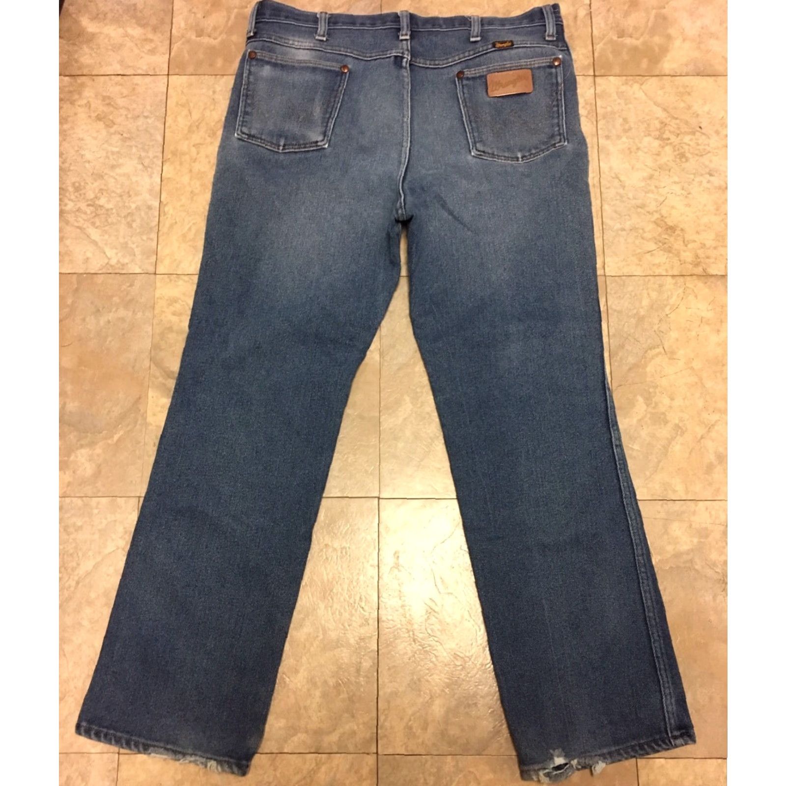 Wrangler VINTAGE Wrangler Jeans Made in USA Sz 38 37" Waist Blue Polycotton Zip zipper fly Regular Famous Wrangler 90s style Mens Girls Boys Size US 37 - 6 Thumbnail