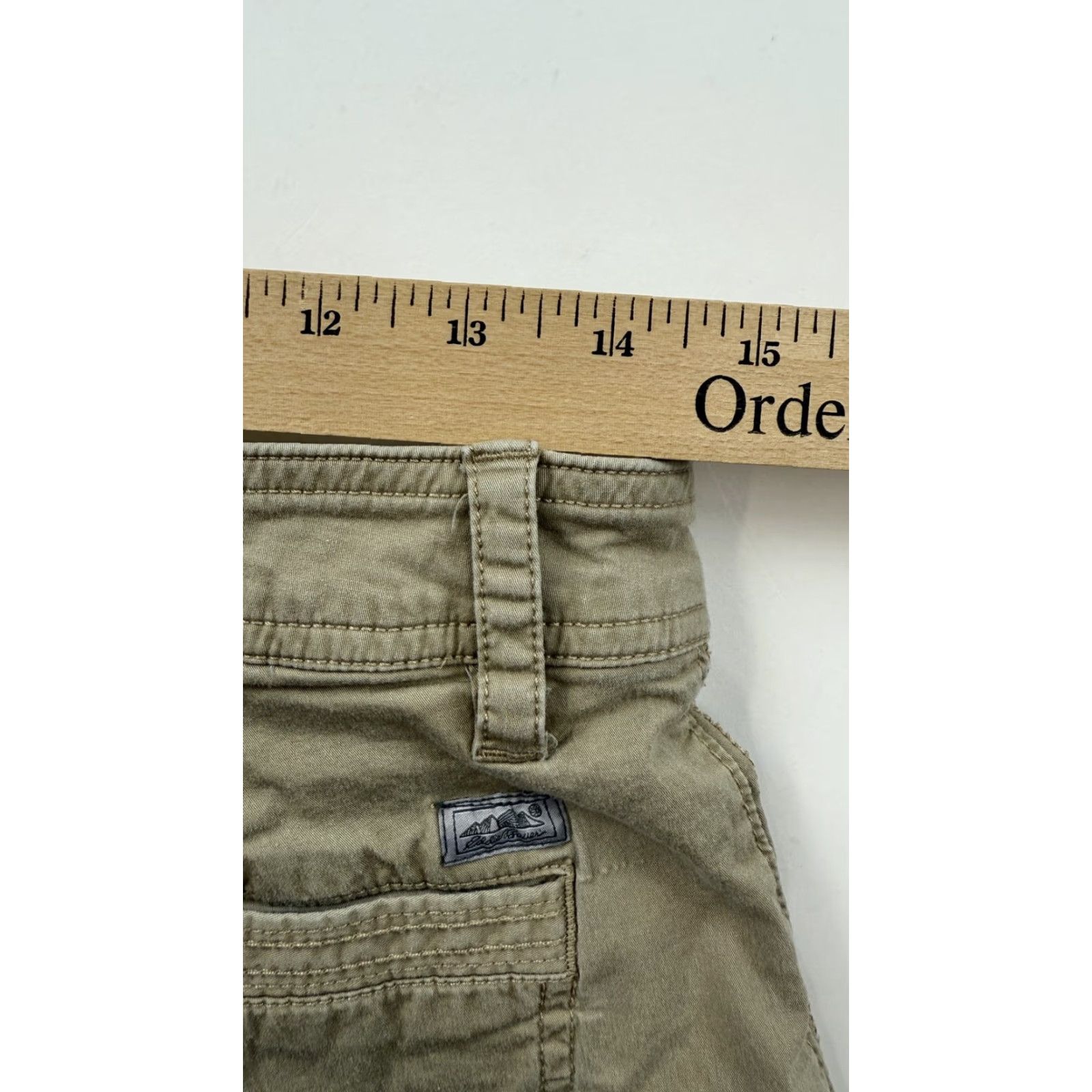 Eddie Bauer Eddie Bauer Shorts Womens 10 Khaki Beige Casual Stretch Chino Summer Pockets Size 32" / US 10 / IT 46 - 7 Thumbnail