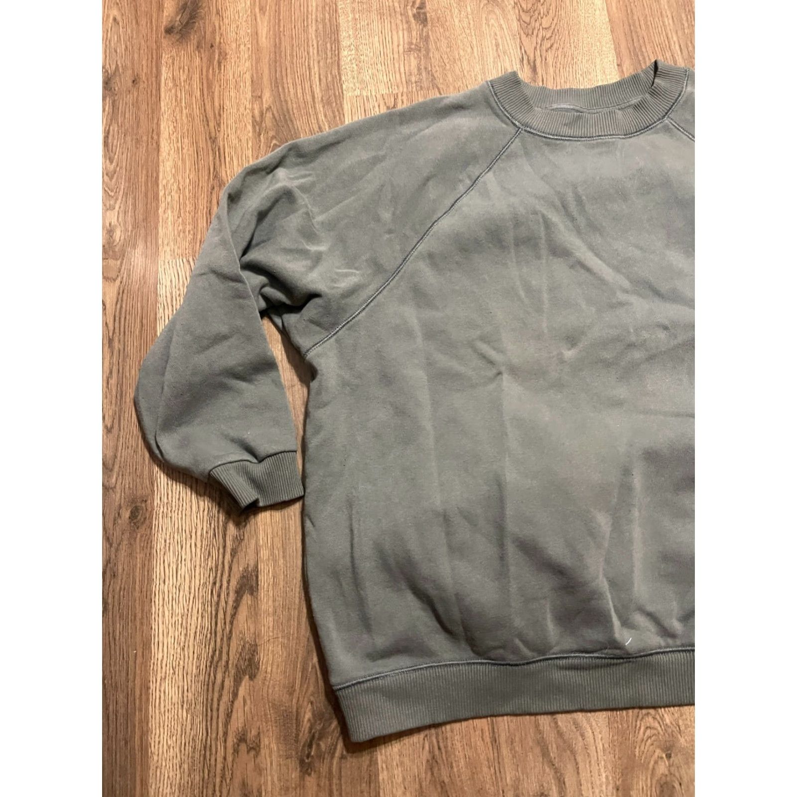 American Eagle Outfitters American Eagle Outfitters Sweater Shirt Women's Medium Green Pullover Jegging Fit Crew Neck Long Sleeve Casual Fall Spring Summer Regular Size M / US 6-8 / IT 42-44 - 3 Thumbnail