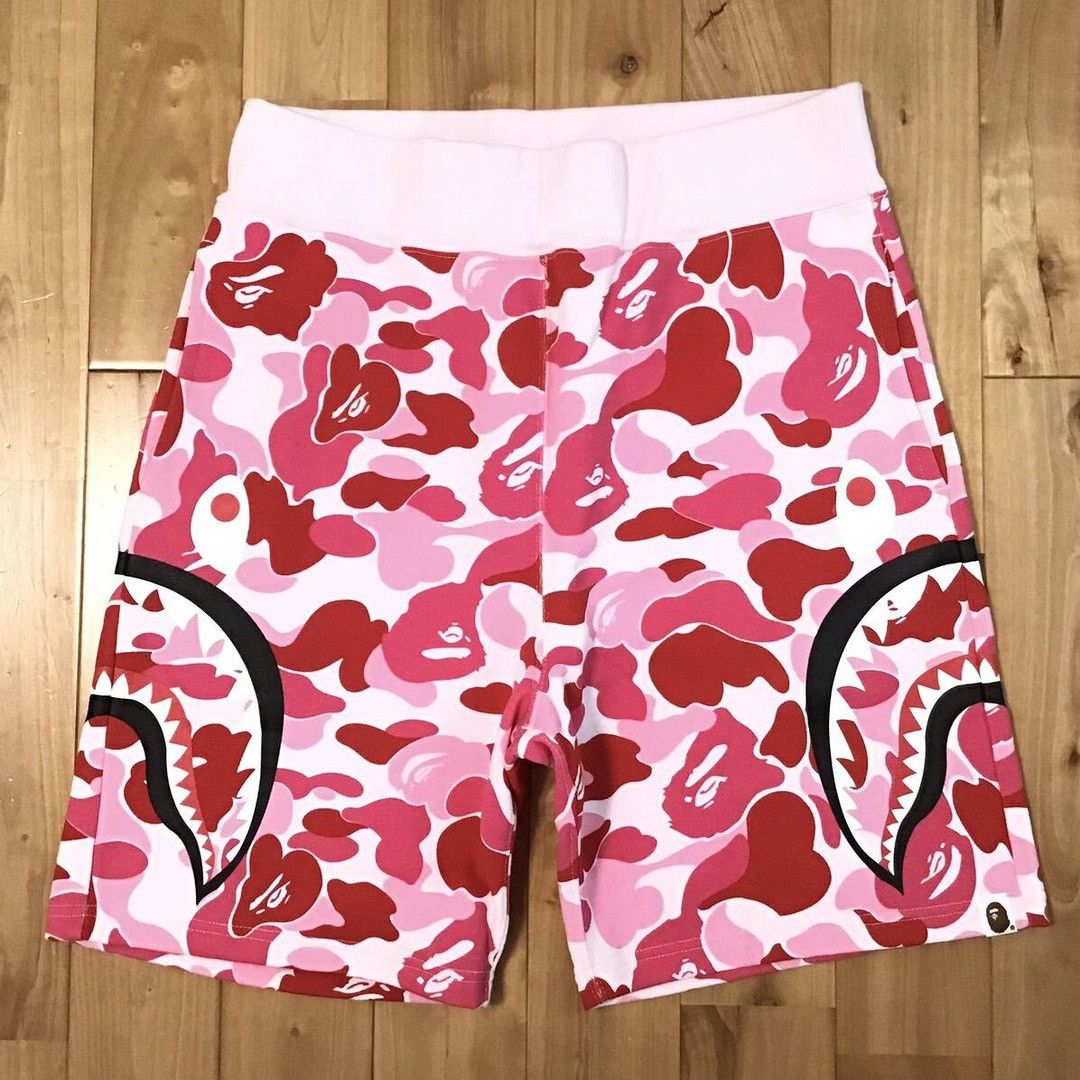 Bape BAPE ABC camo Pink Side Shark sweat shorts APE ★size M Size US 32 / EU 48 - 1 Thumbnail