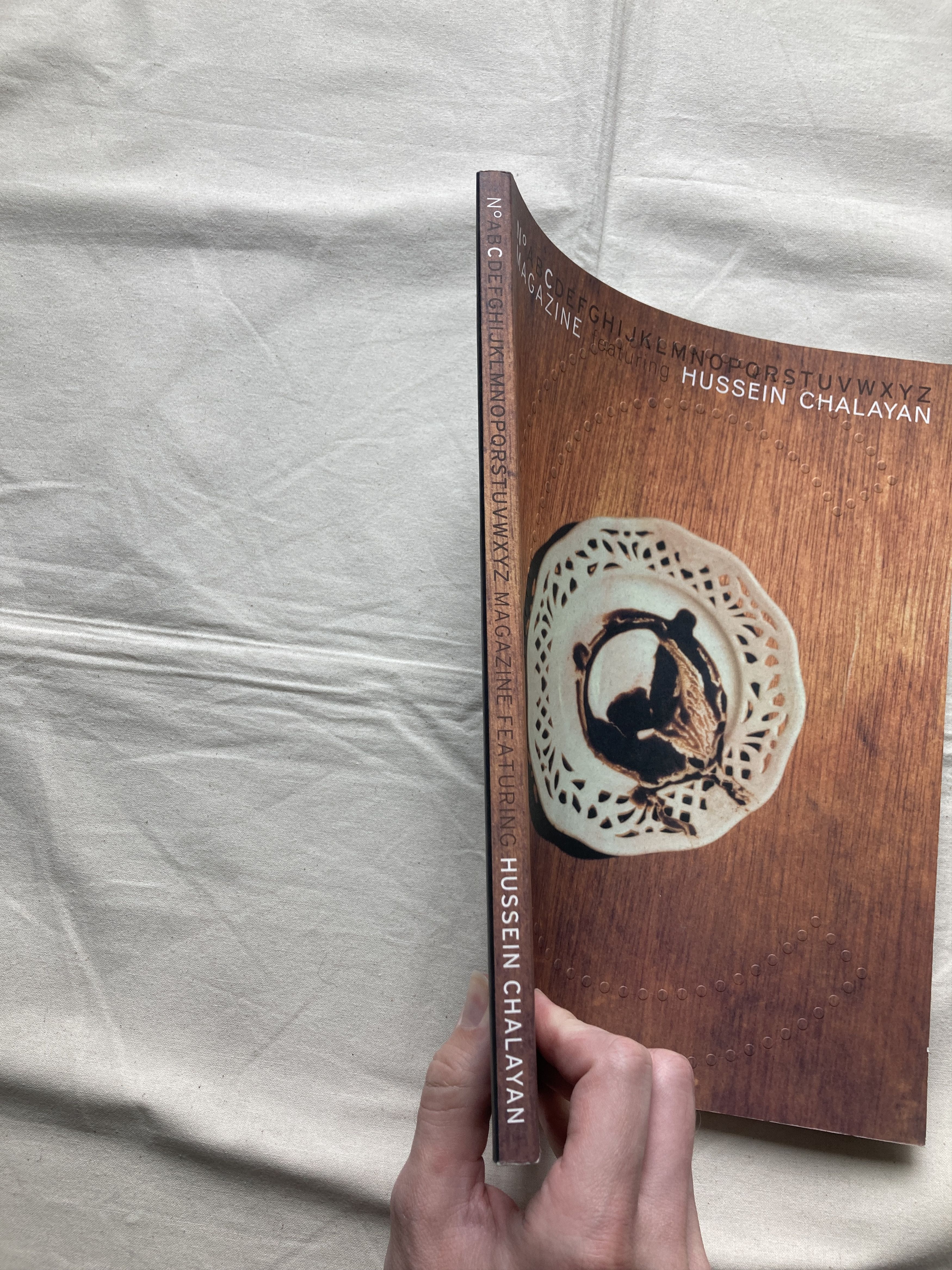 アート・デザイン・音楽 A Magazine Curated by Hussein Chalayan A magazine Curated by Hussein Chalayan アート・デザイン・音楽