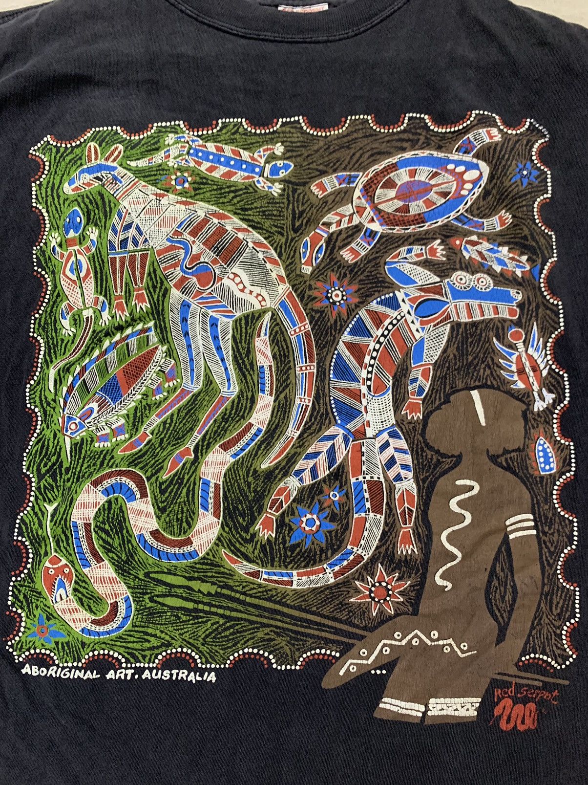 Vintage VINTAGE RED SERPENT T-SHIRT RARE PRINT Size US M / EU 48-50 / 2 - 2 Thumbnail
