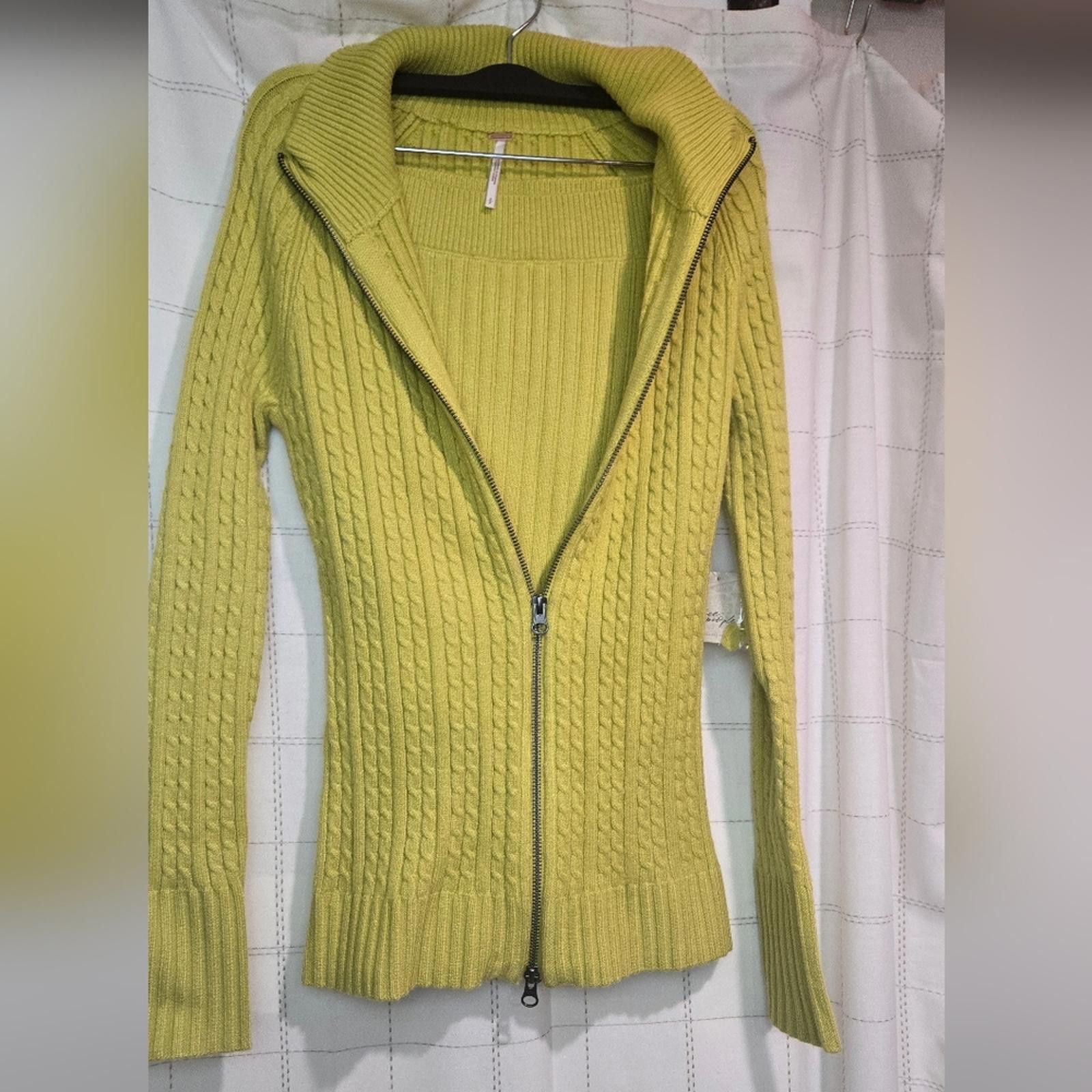 Free People Free People Eliza Mini Skirt Sweater Set Size 28" / US 6 / IT 42 - 3 Thumbnail