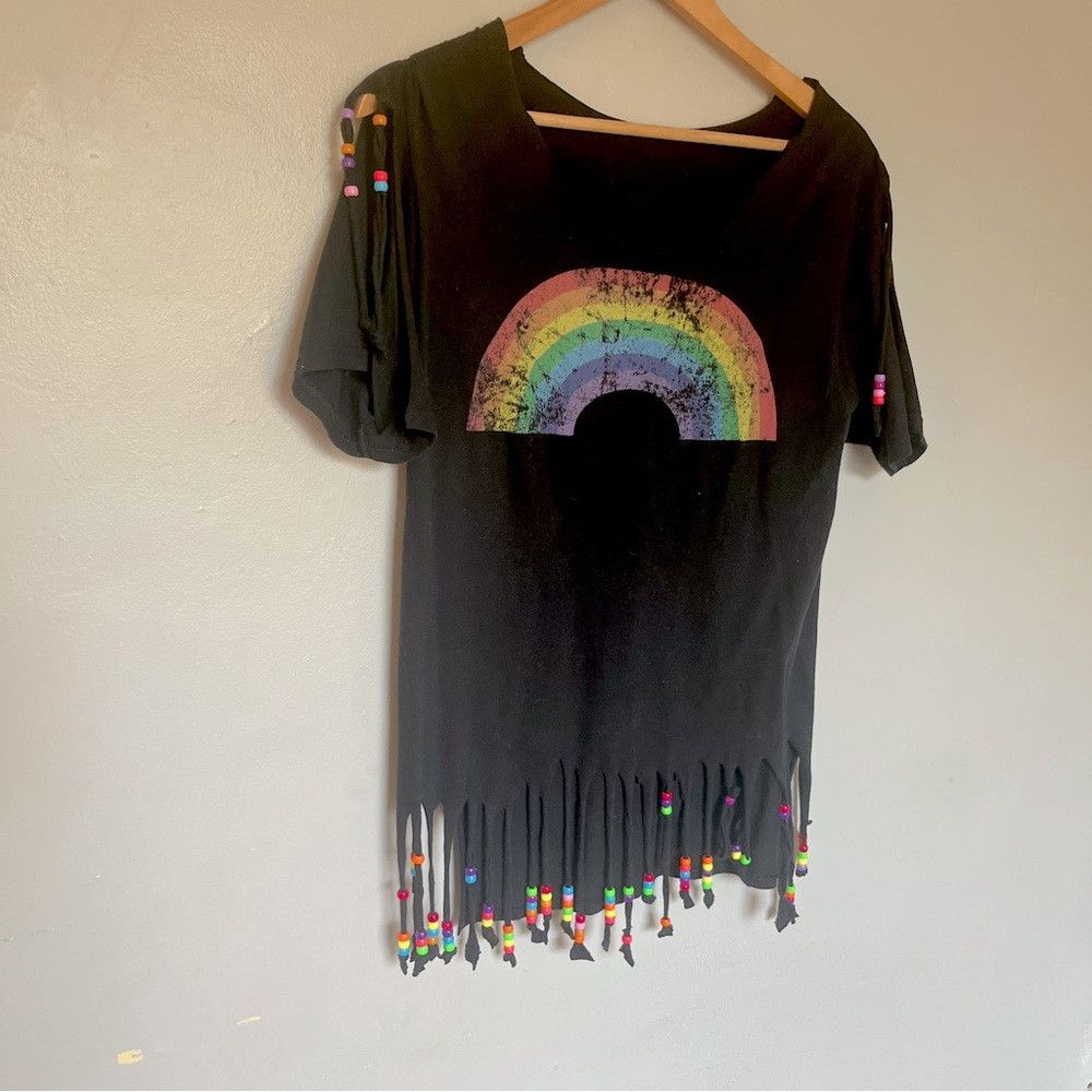 Gildan Women’s Rainbow Raw Hem Boat Neckline Beaded Black Medium Size M / US 6-8 / IT 42-44 - 1 Thumbnail