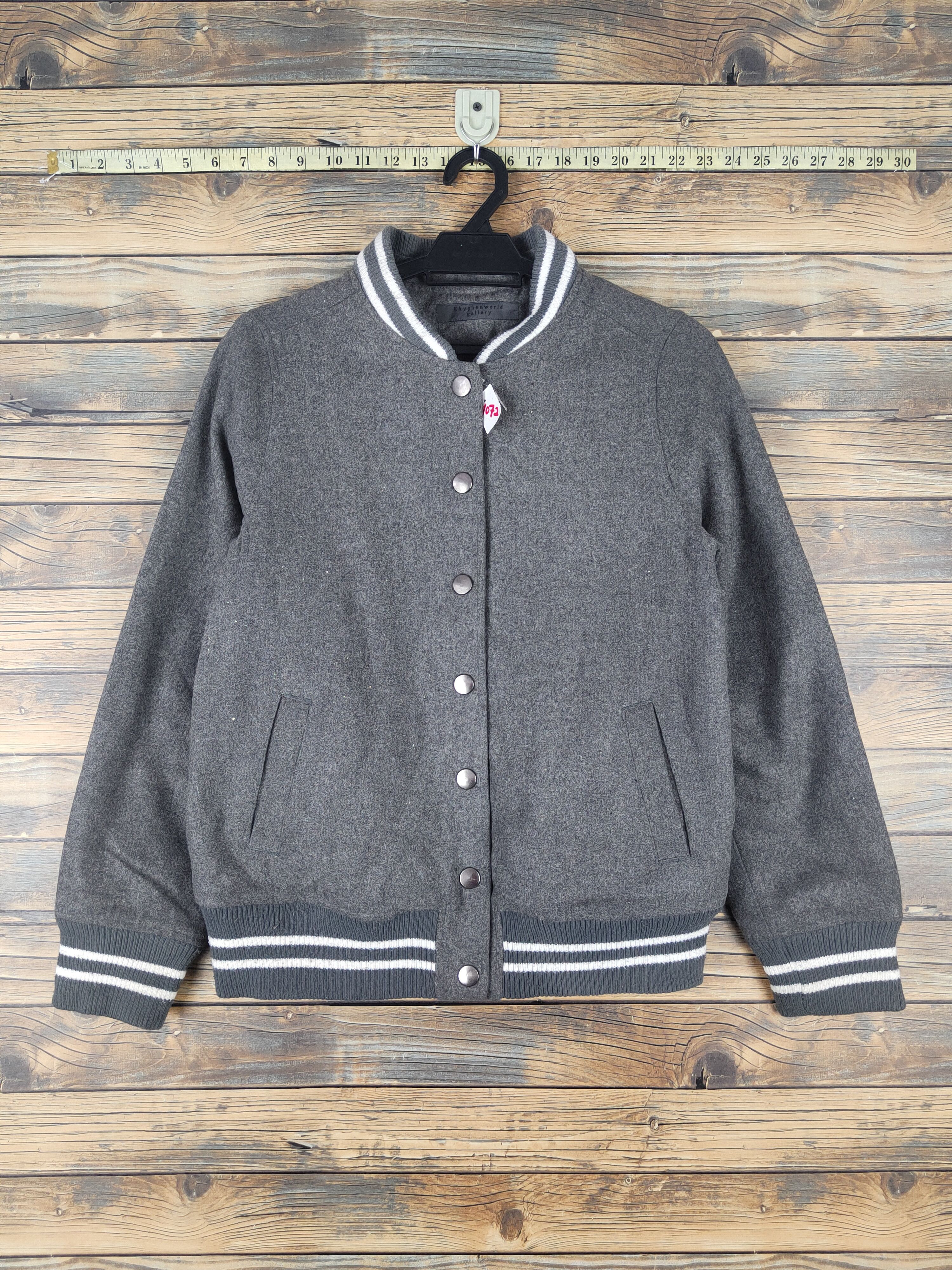 Japanese Brand E Hypen World Gallery Gray Varsity Jackets #W1072 Size US S / EU 44-46 / 1 - 1 Thumbnail