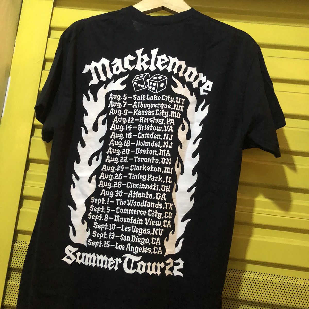 Band Tees × Gildan 2022 Macklemore tour tee Size US L / EU 52-54 / 3 - 5 Thumbnail