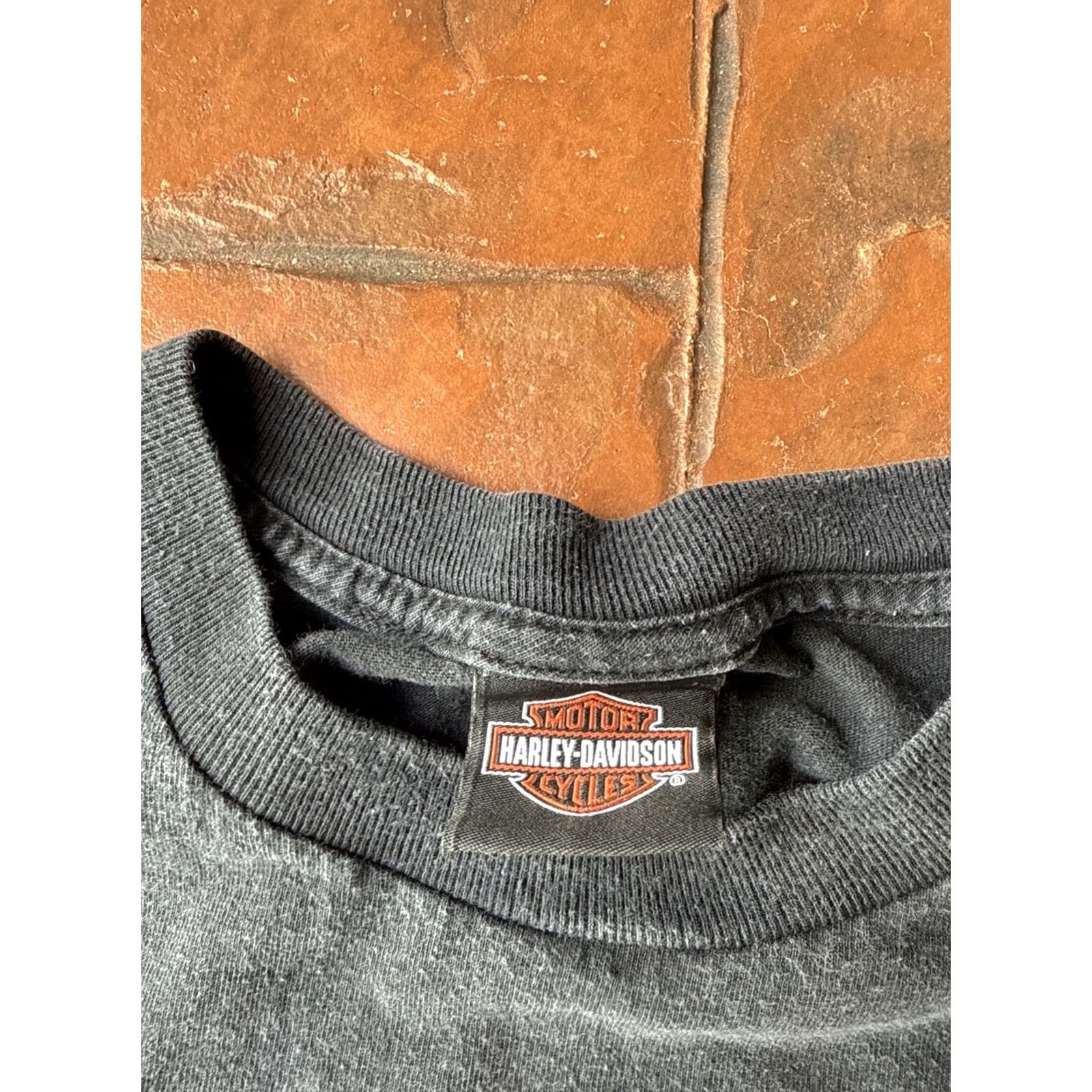 Harley Davidson VINTAGE Harley-Davidson T-Shirt Skull Skeleton Poker Crew Neck Short Sleeve Mens Large Black XL XXL? Size US XL / EU 56 / 4 - 3 Thumbnail