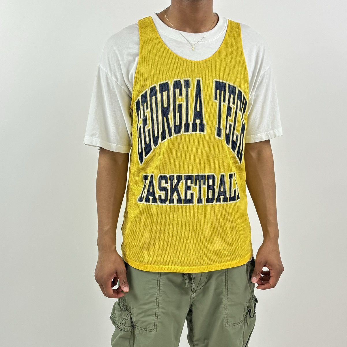 Vintage vintage 90s GEORGIA TECH College Basketball spellout jersey Size US L / EU 52-54 / 3 - 2 Thumbnail