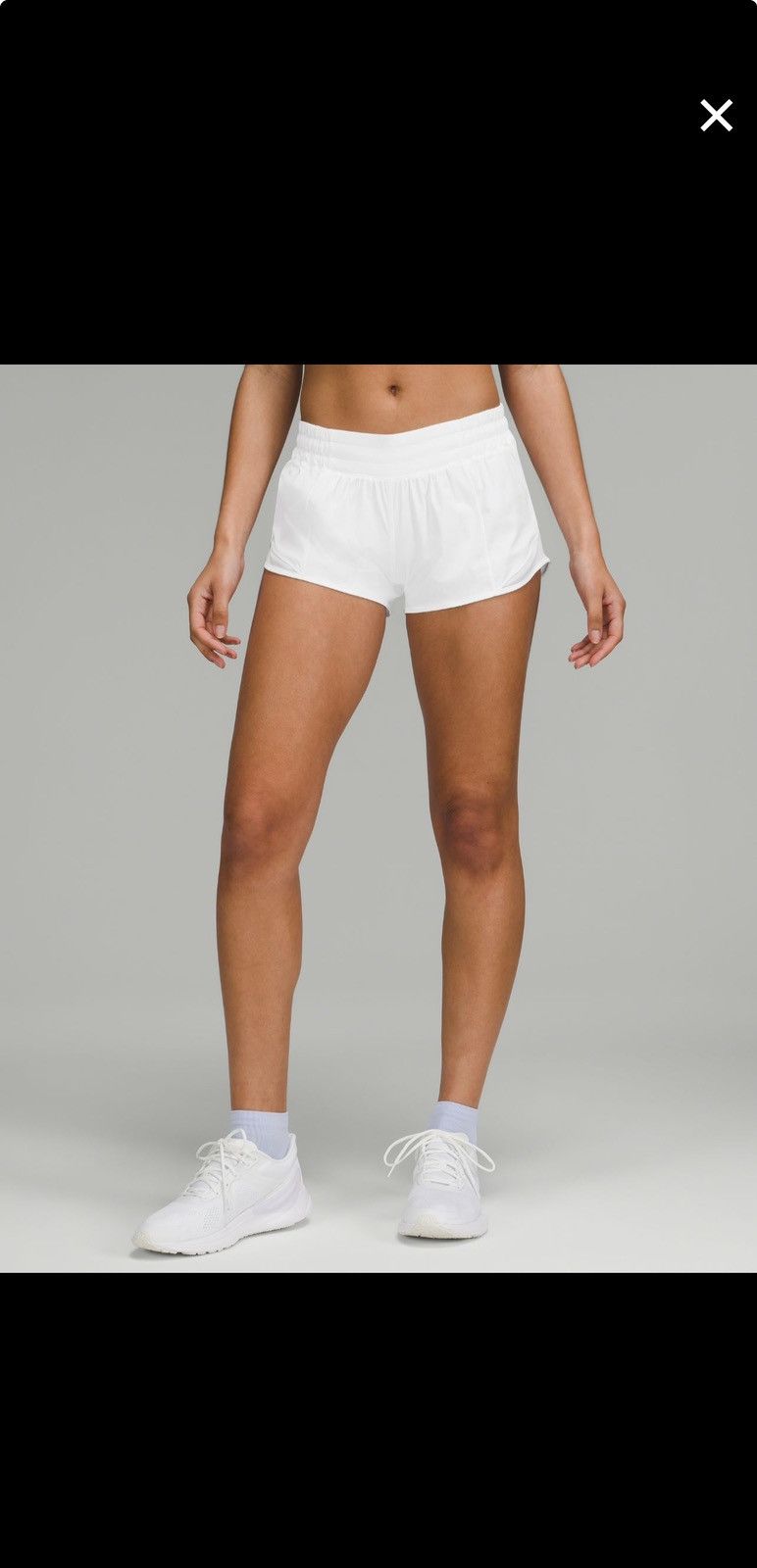 Lululemon Lululemon 2.5 Inch Seam White Hotty Hot Shorts Size 27" / US 4 / IT 40 - 4 Thumbnail