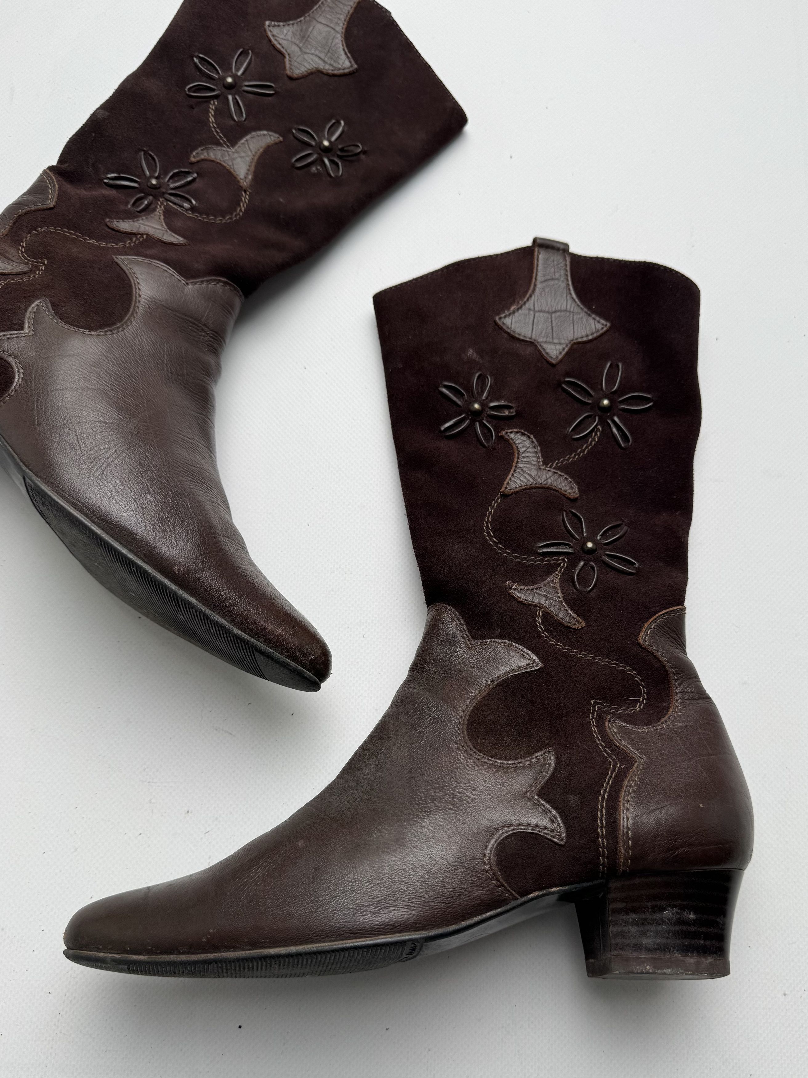 Vintage Vintage Leather Boots Embroidered Floral Low Heel Western E2 Size US 6 / IT 36 - 3 Thumbnail