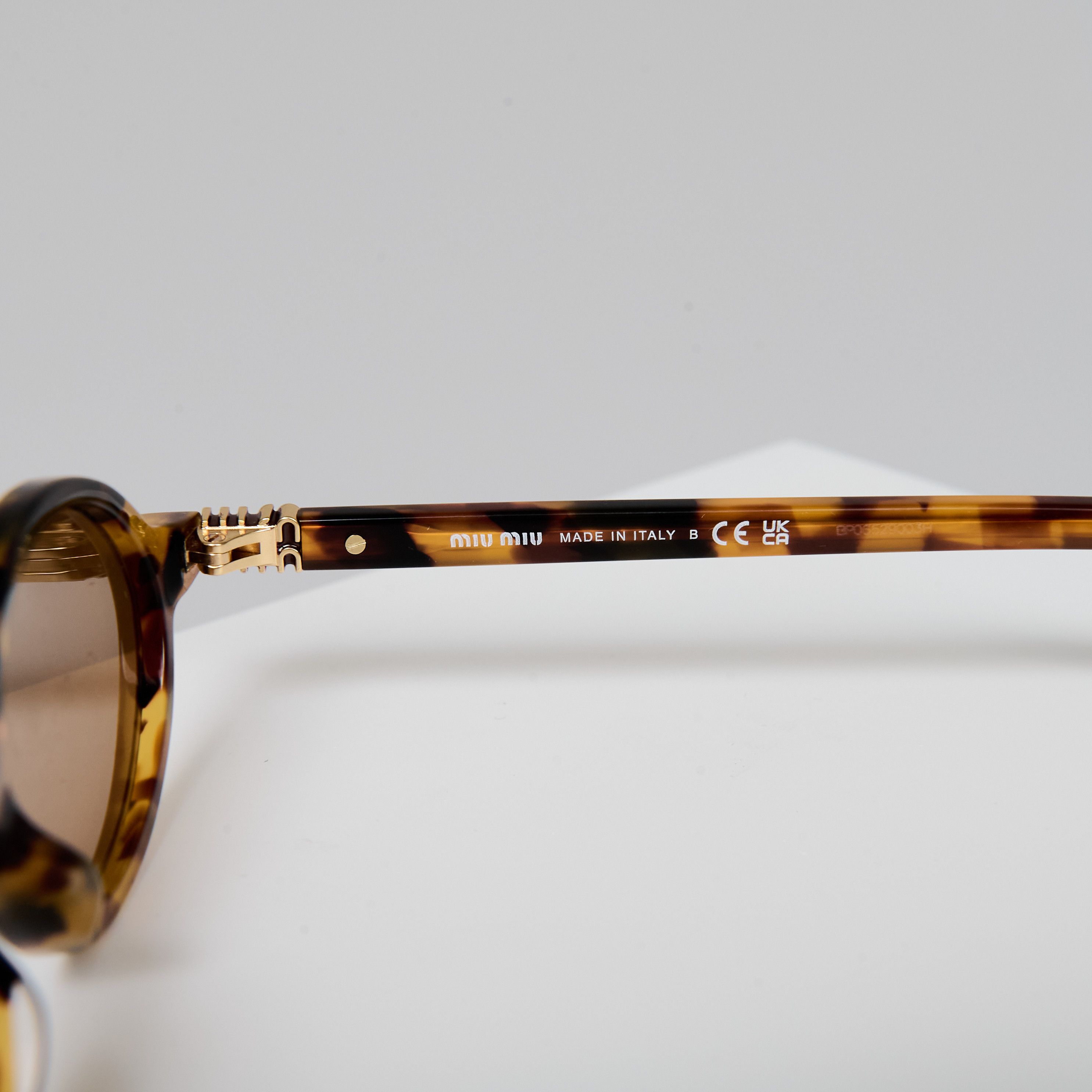 Miu Miu Miu Miu SMU04Z-19P-2Z1 Size ONE SIZE - 4 Thumbnail