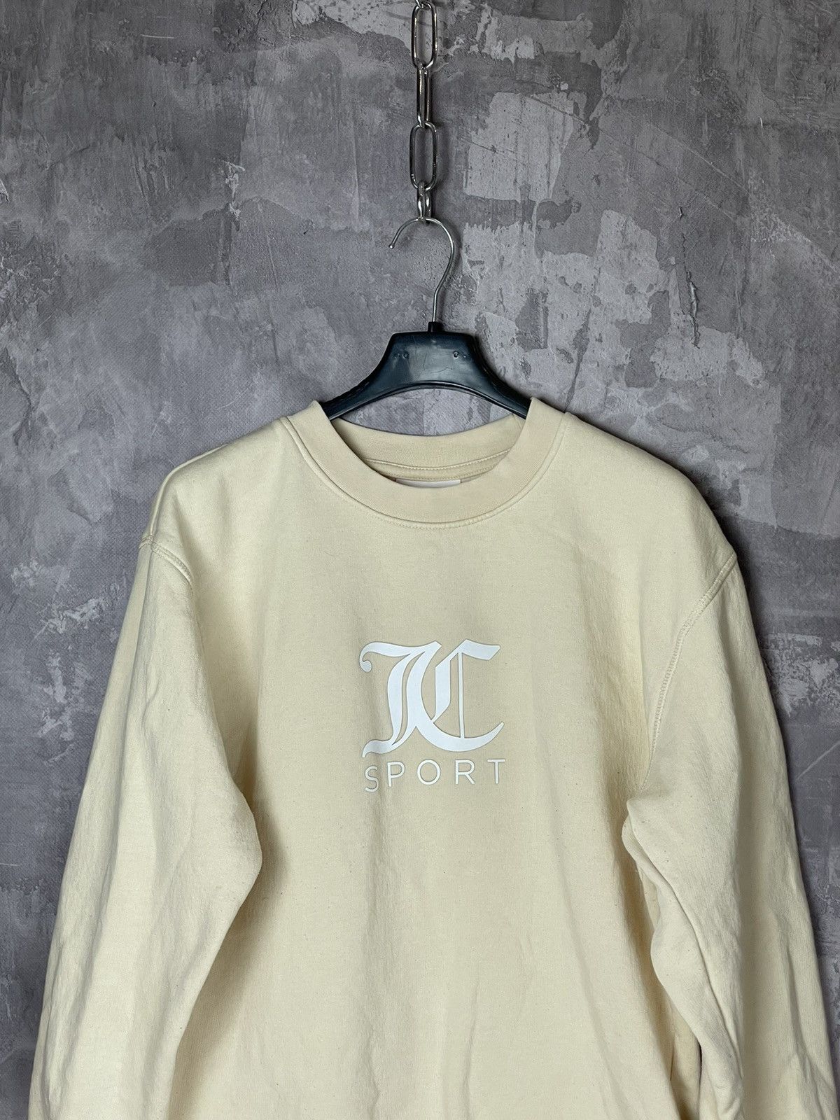 Japanese Brand × Juicy Couture Juicy Couture Y2K Big Logo Beige Sport Sweatshirt Crewneck Size M / US 6-8 / IT 42-44 - 2 Thumbnail