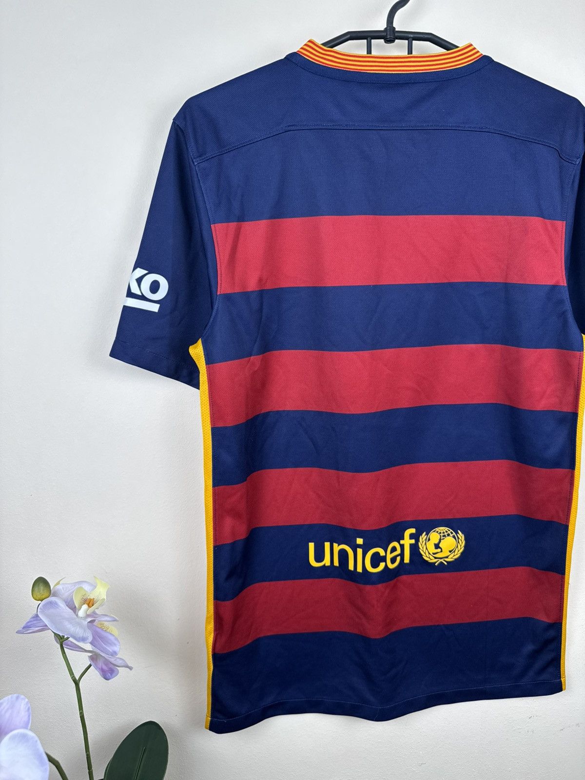 Nike Barcelona 2015 2016 Jersey Nike Home Kit Football Soccer S Size US S / EU 44-46 / 1 - 16 Thumbnail