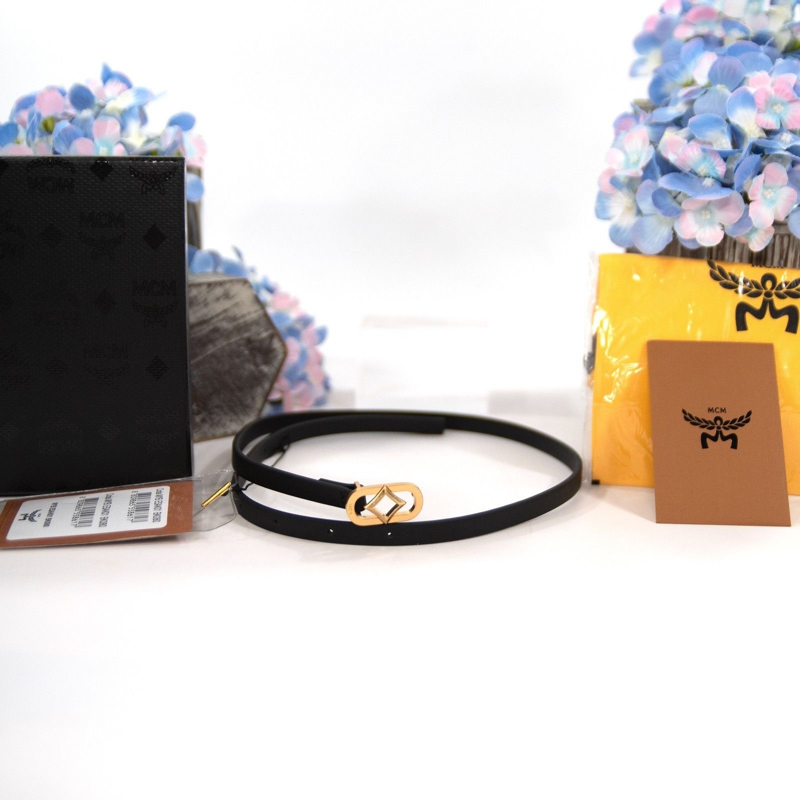 MCM MCM Black Calf Leather Diamond Logo Gold Plated Buckle Thin Size ONE SIZE - 1 Thumbnail