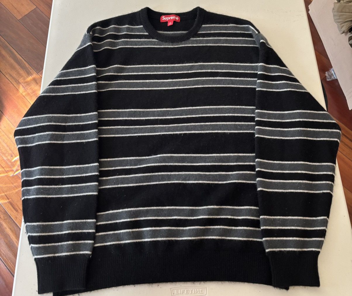 Supreme FW16 Gold Stripe Turtleneck Sweater SZ L | eBay