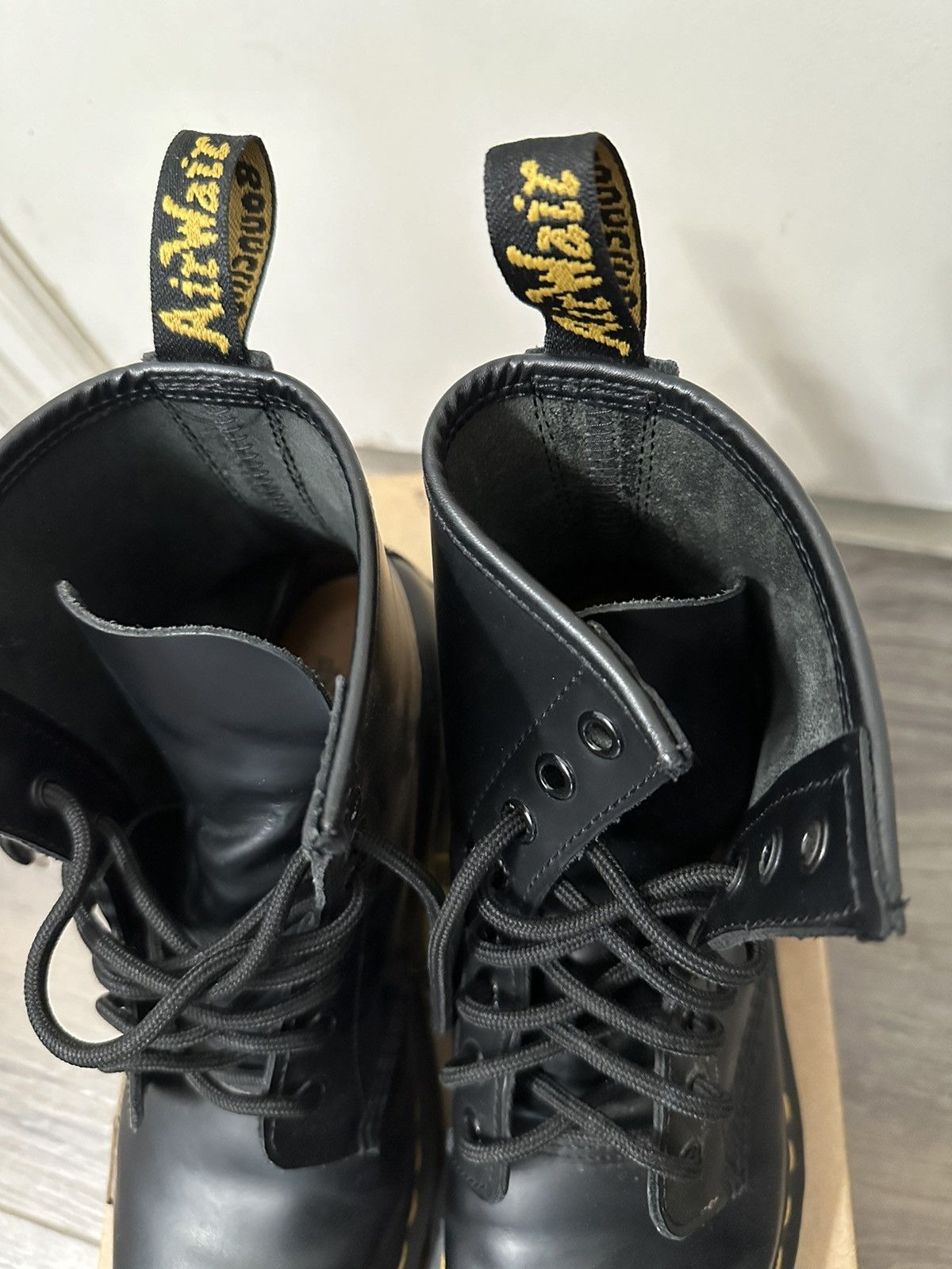 Dr. Martens JADON BOOT SMOOTH LEATHER PLATFORMS Size US 7 / IT 37 - 3 Thumbnail