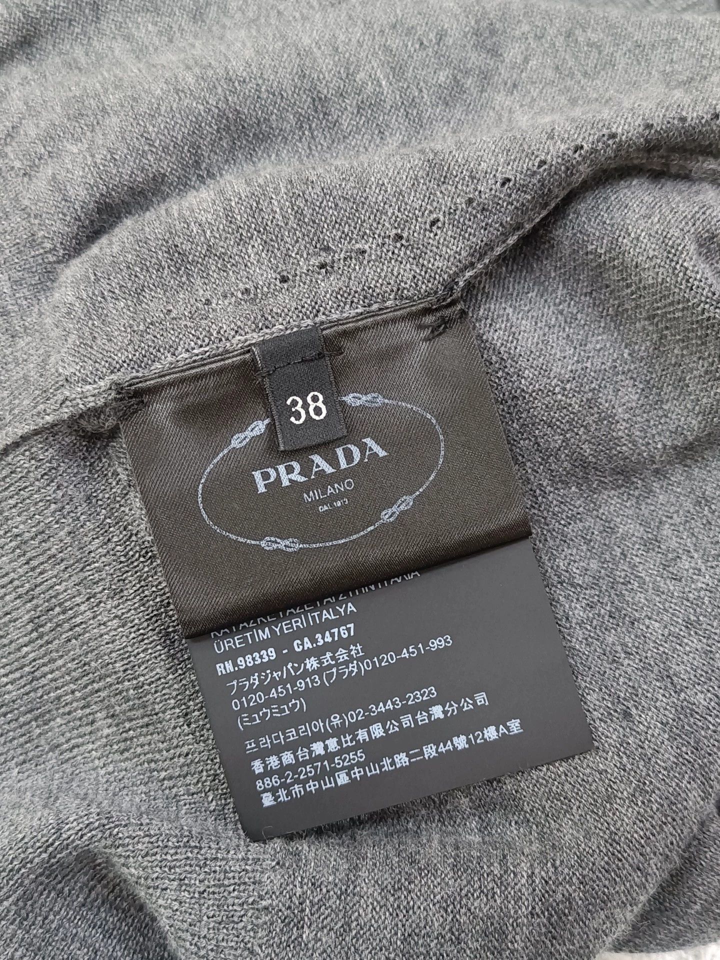 Prada Prada Women's Gray Wool Knit Cardigan Size 38 NWT Size XS / US 0-2 / IT 36-38 - 4 Thumbnail