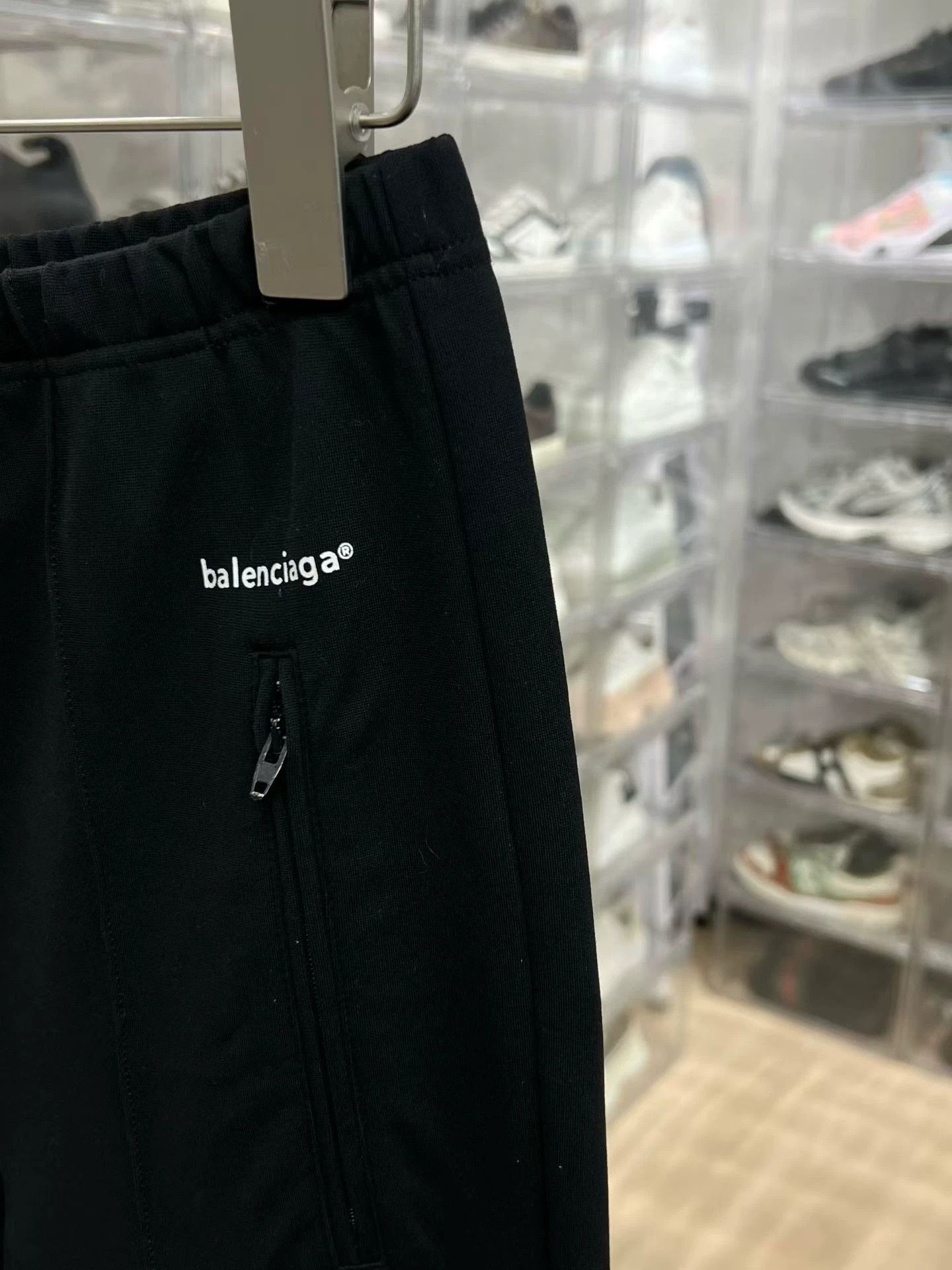 Balenciaga Balenciaga Track Pants - Size 48 - Excellent Condition Size US 32 / EU 48 - 3 Thumbnail