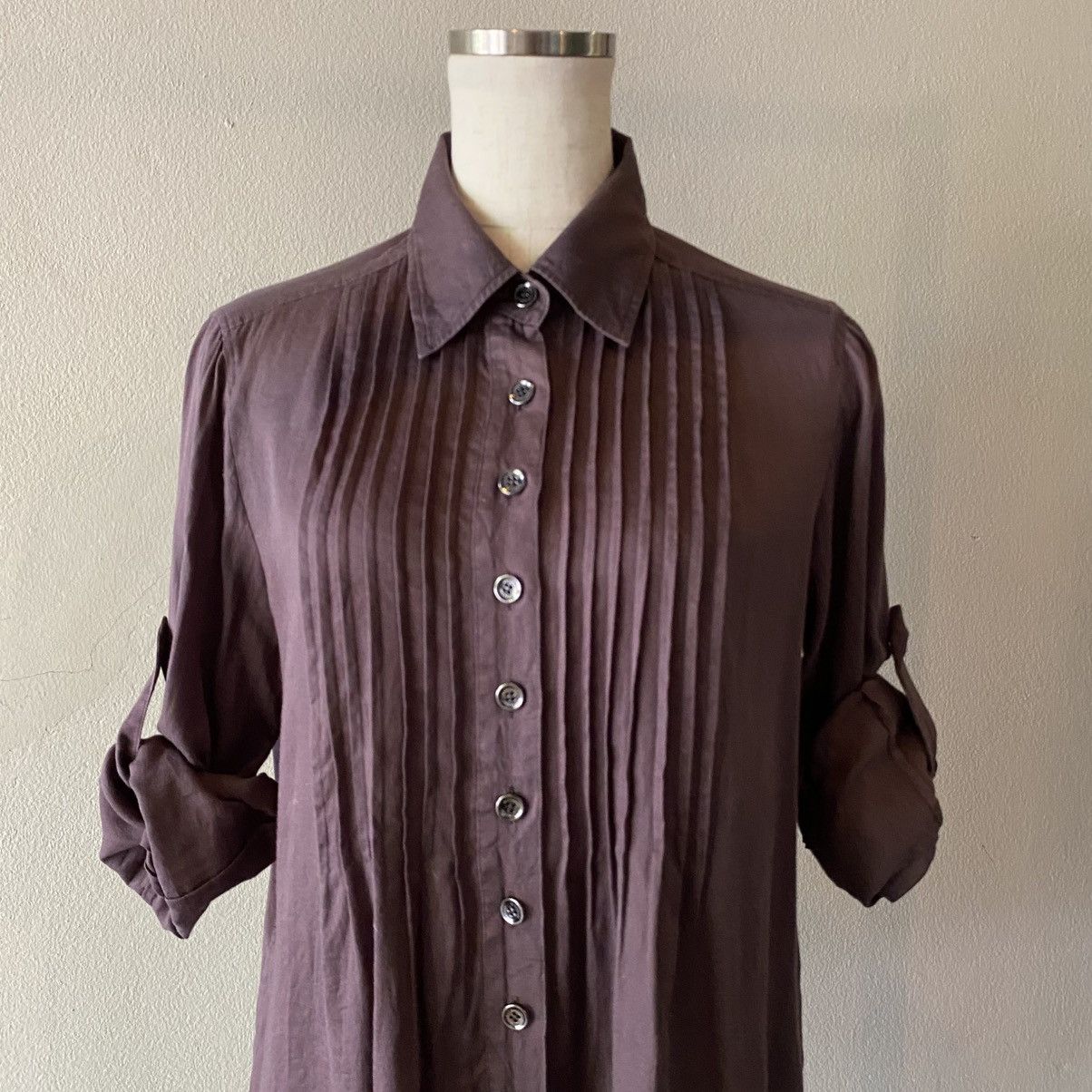 Burberry BURBERRY Purple Pintuck Button-Up Shirt Size XS / US 0-2 / IT 36-38 - 4 Thumbnail