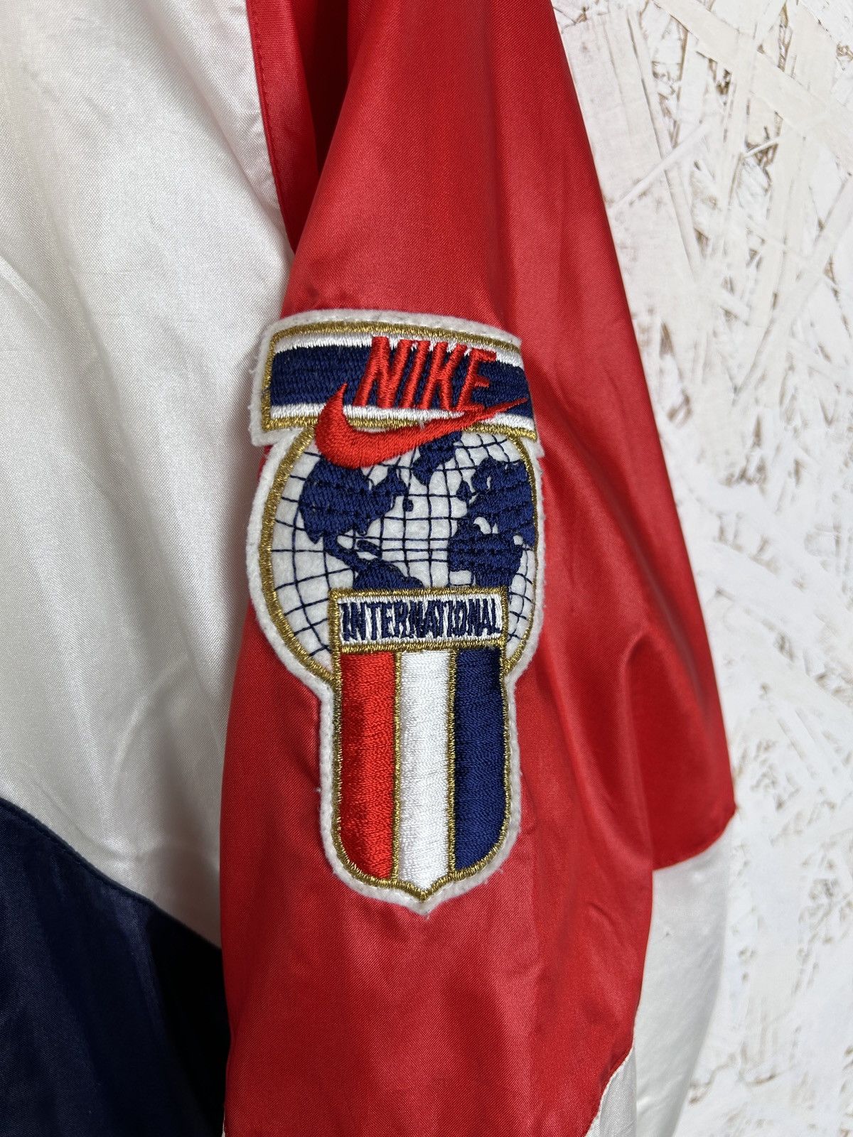 Nike 70s 80s Nike International Spell Out Logo Lightweight Jacket Size US M / EU 48-50 / 2 - 3 Thumbnail