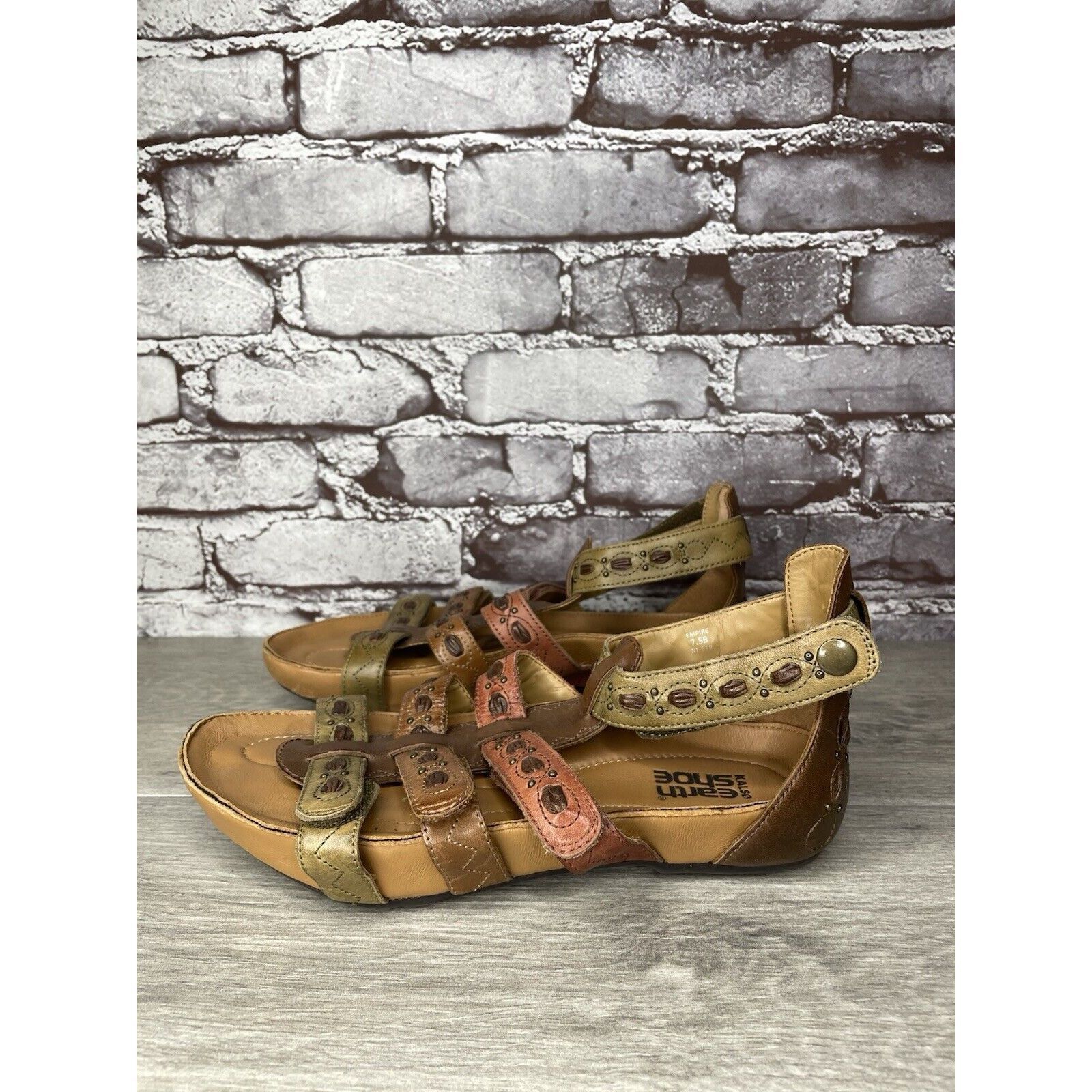 Other Earth Kalso Empire Bat Brown Leather Green Ankle Strap Wedge Size US 7.5 / IT 37.5 - 10 Thumbnail