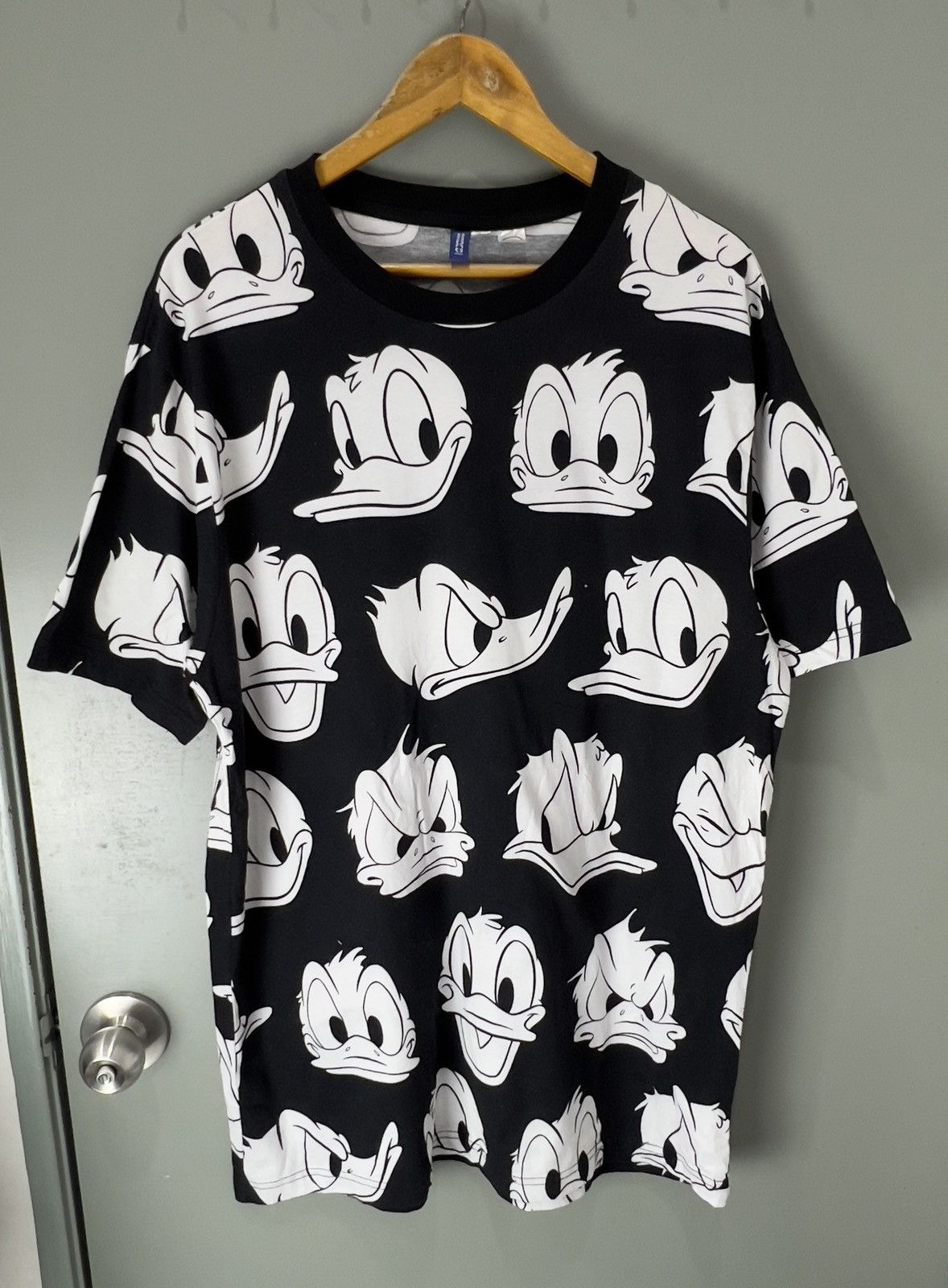 Disney Divided x Disney Tshirt full Print Size US L / EU 52-54 / 3 - 1 Thumbnail