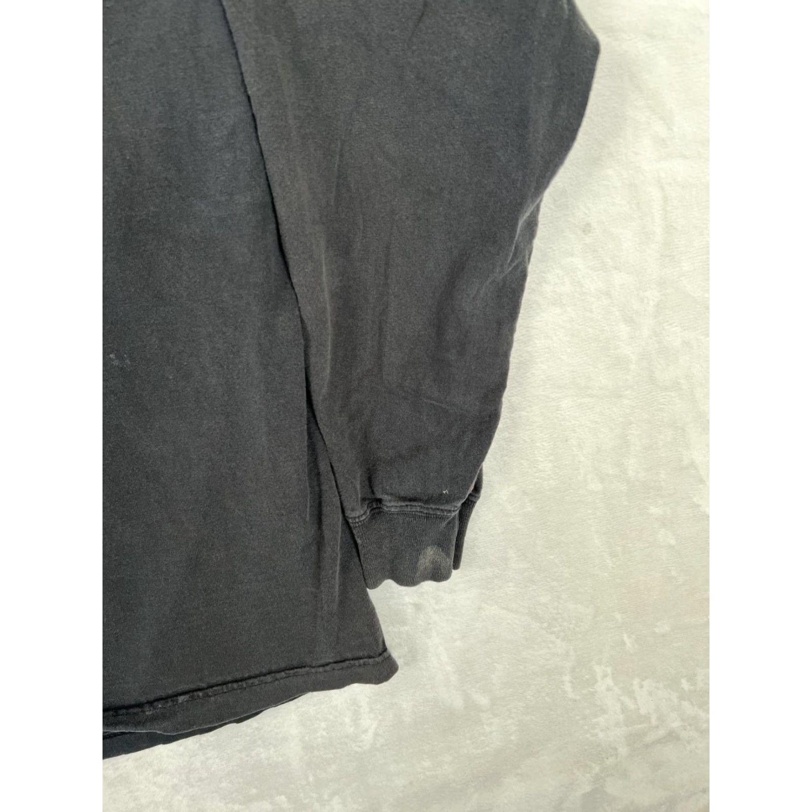 Carhartt Carhartt Mens Long Sleeve Henley XL Black Sun Faded Grunge Thrash Size US XL / EU 56 / 4 - 7 Thumbnail