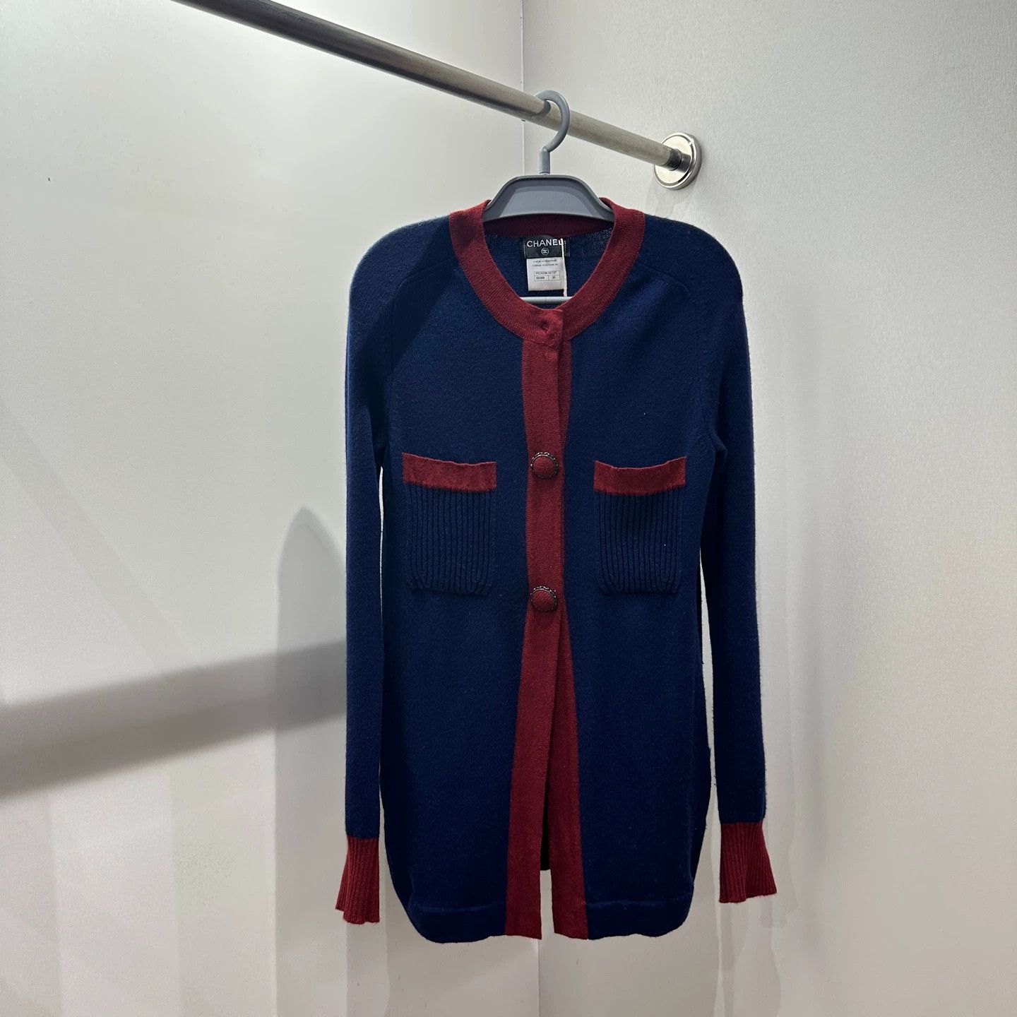 Chanel Chanel color blocked cashmere knit cardigan size 36 Size XS / US 0-2 / IT 36-38 - 1 Thumbnail