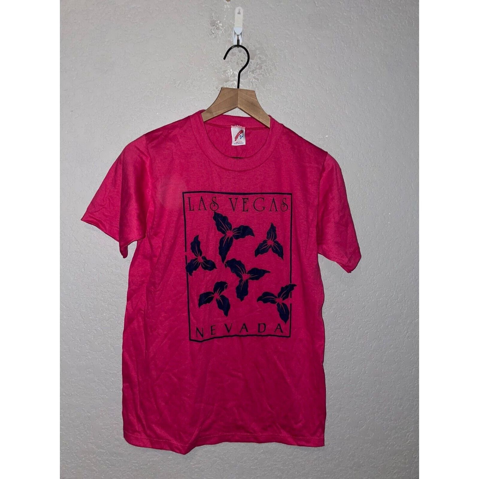 Jerzees Vintage Las Vegas Shirt NV Nevada Flower Pink Tee 90s VTG M Size US M / EU 48-50 / 2 - 1 Thumbnail