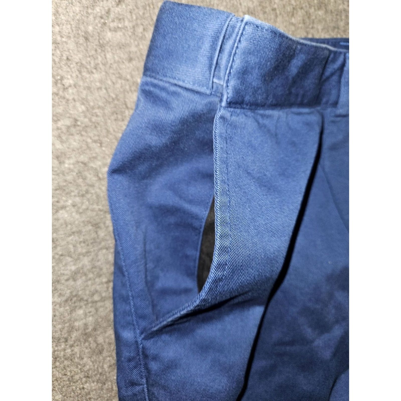 Vintage L.L. Bean Chino Shorts Womens 22W Blue Original Fit Twill Pockets Casual Summer Size 40" / US 18 - 6 Thumbnail