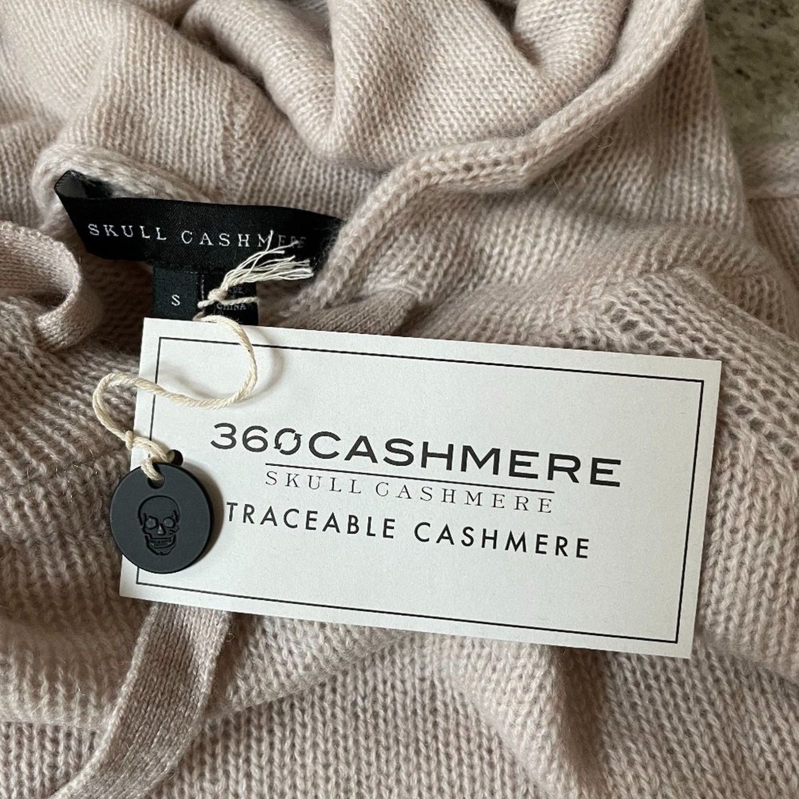 360Cashmere Celina Skull Cashmere Hooded Sweater from 360 CASHMERE Size S / US 4 / IT 40 - 5 Thumbnail