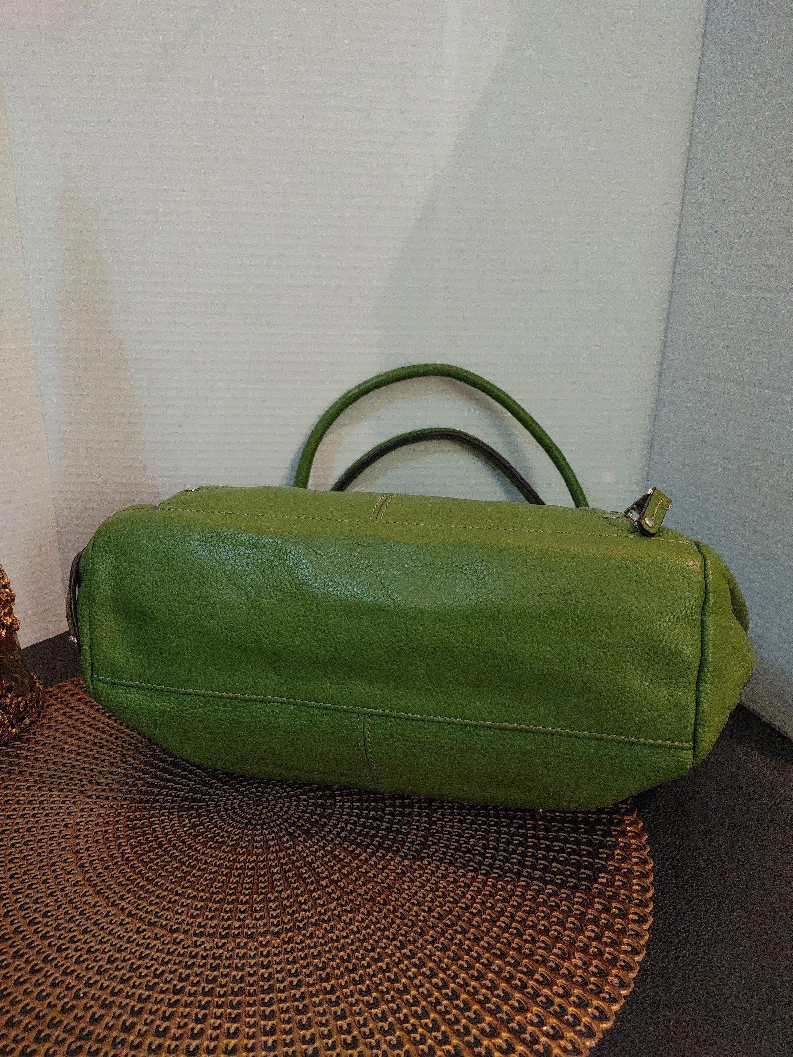 Designer Tignanello Lime Green Leather Shoulder Bag Size ONE SIZE - 5 Thumbnail