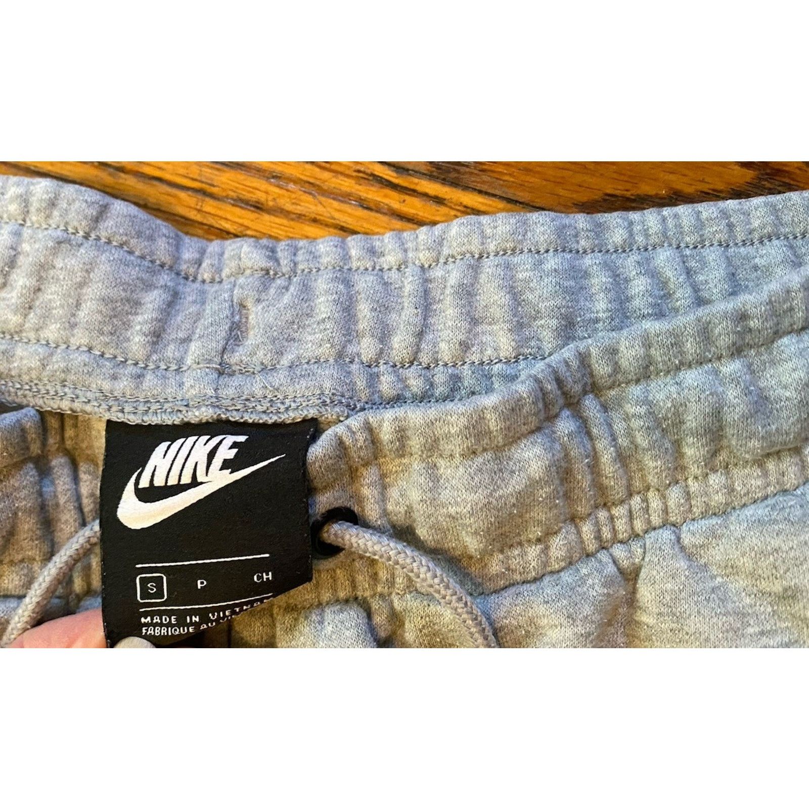 Nike Nike Gray Joggers Sweat Pants Men’s Women’s Small Logo Size US 28 / EU 44 - 2 Thumbnail
