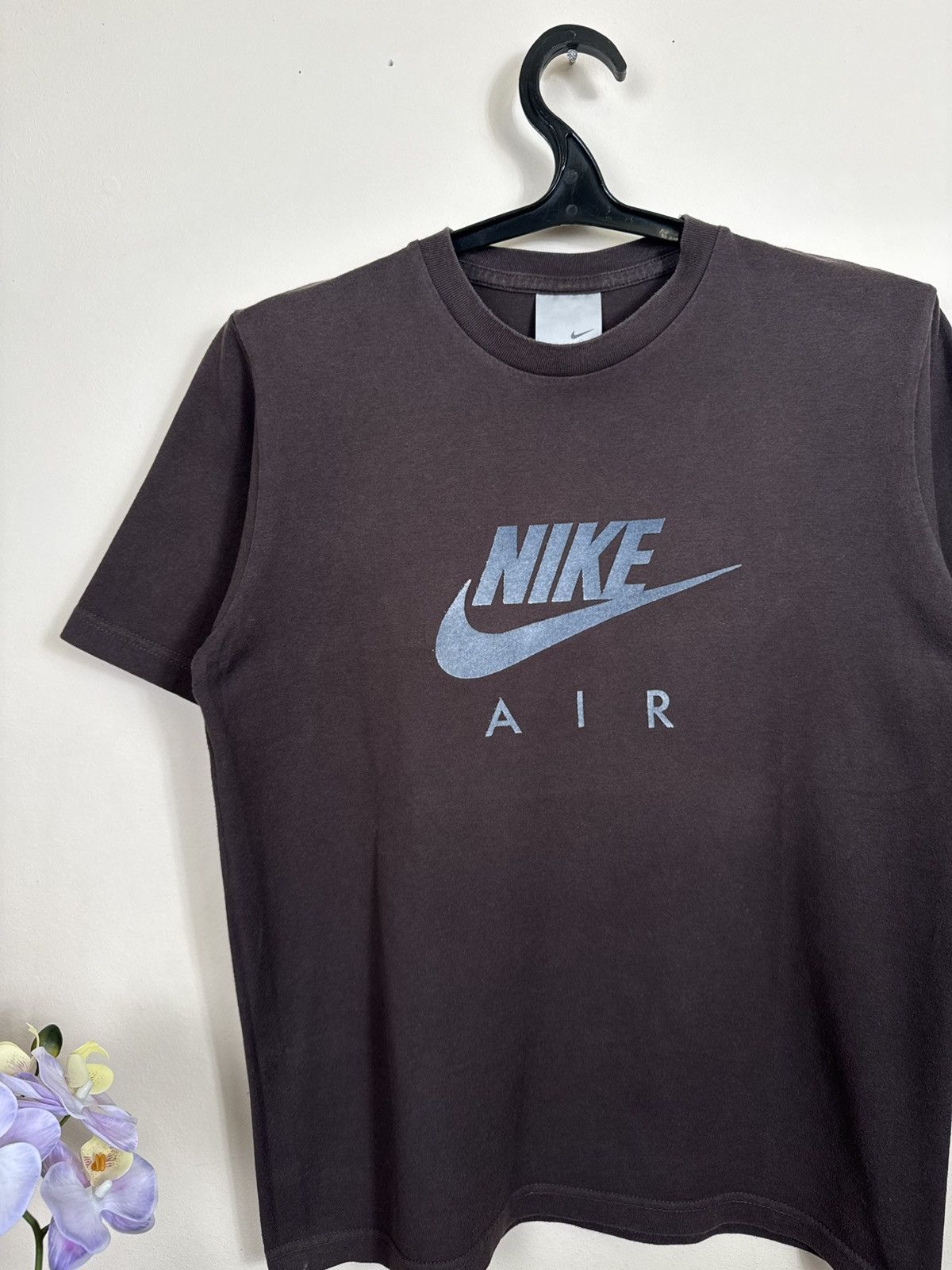 Nike Vintage Nike Air T shirt Brown Travis Scott Sz M Streetwear Size US M / EU 48-50 / 2 - 14 Thumbnail
