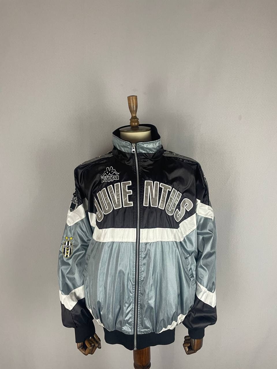 Kappa Juventus Kappa Tracksuit Jacket/Sweatpants 1994 Vintage Rare Size US XL / EU 56 / 4 - 2 Thumbnail