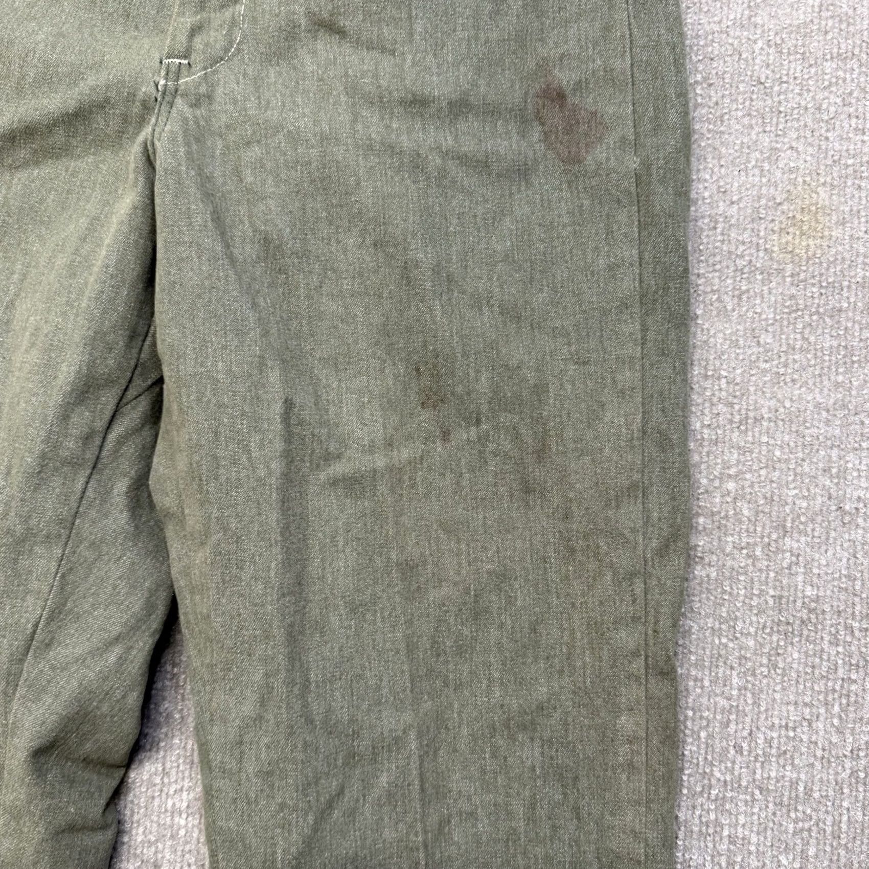 Denime VINTAGE Green Denim Jeans Mens 31x26 Zipper Fly Distressed Straight Leg Size US 31 - 5 Thumbnail