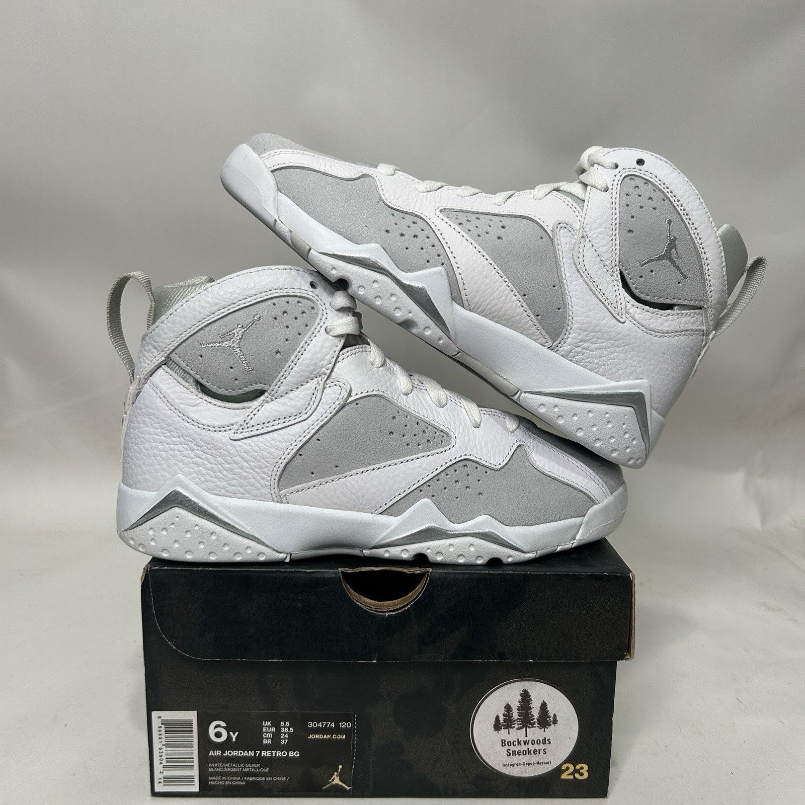 Nike Air Jordan Retro GS “Pure Platinum/White Grey”